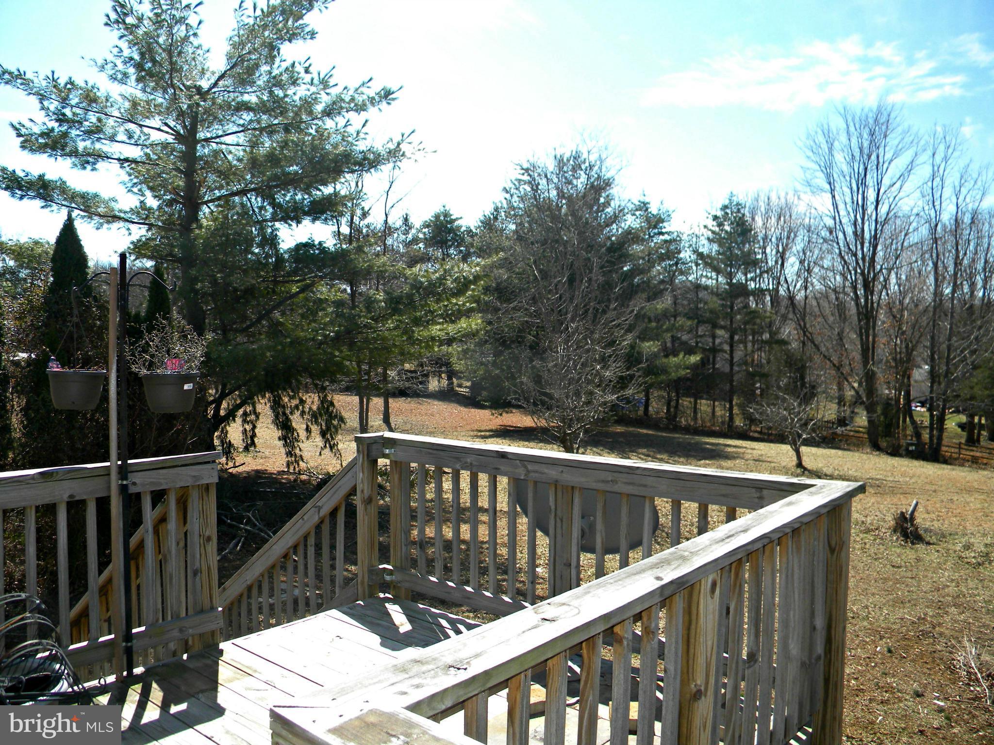 VISTA WOODS - Residential