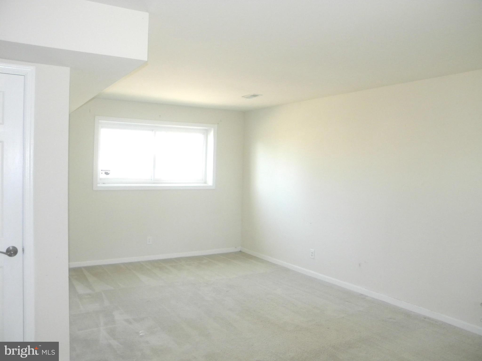 VISTA WOODS - Residential