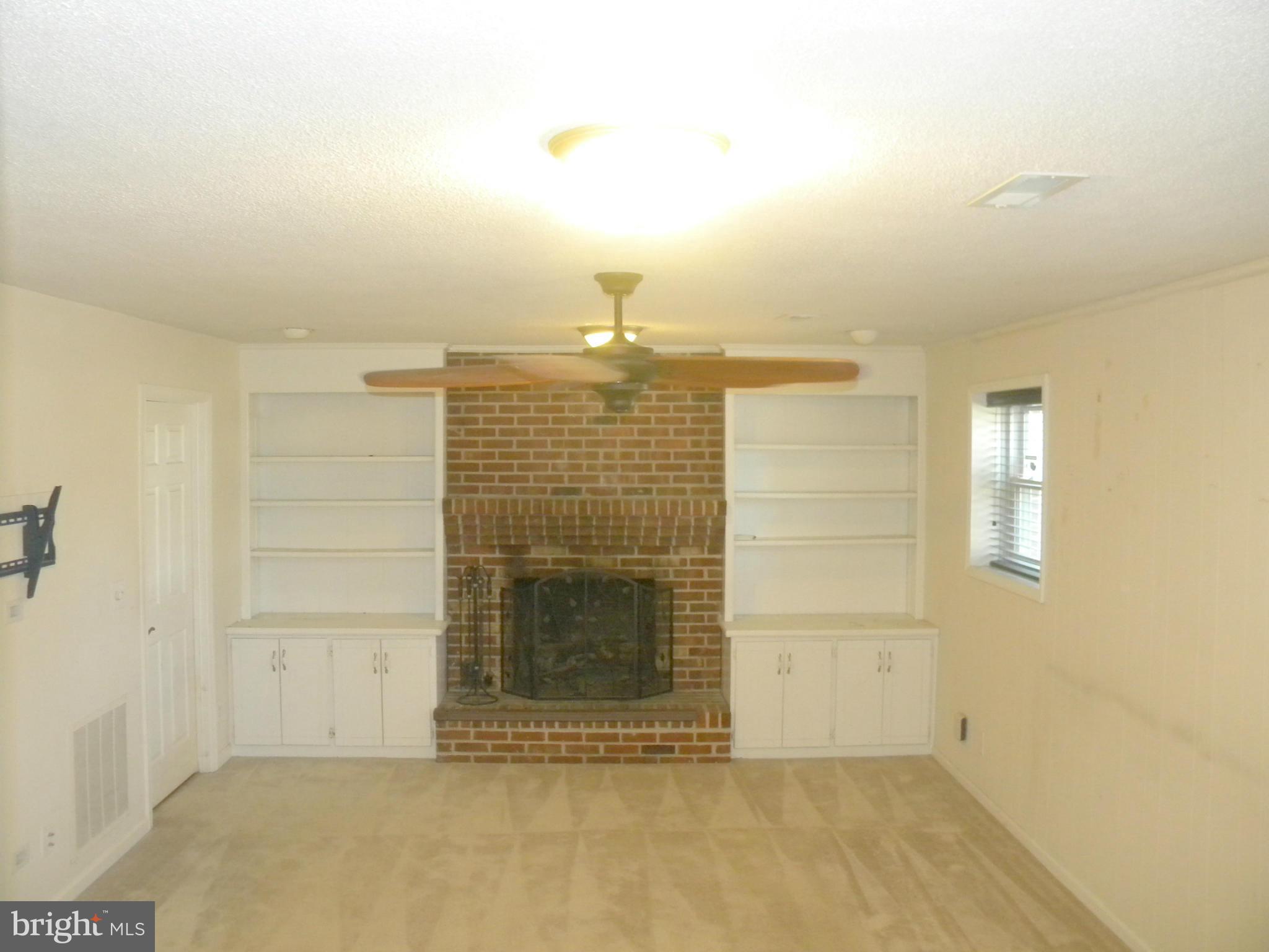 VISTA WOODS - Residential