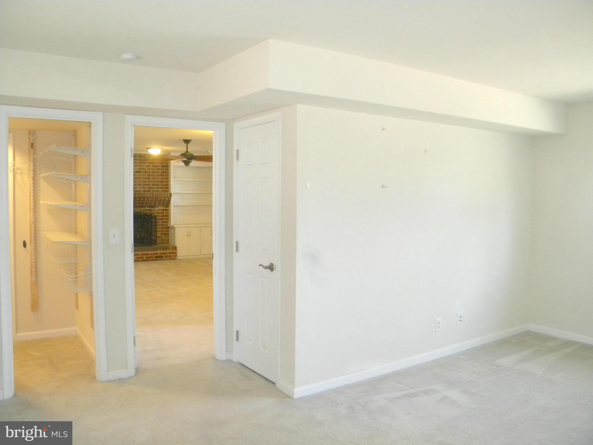 VISTA WOODS - Residential