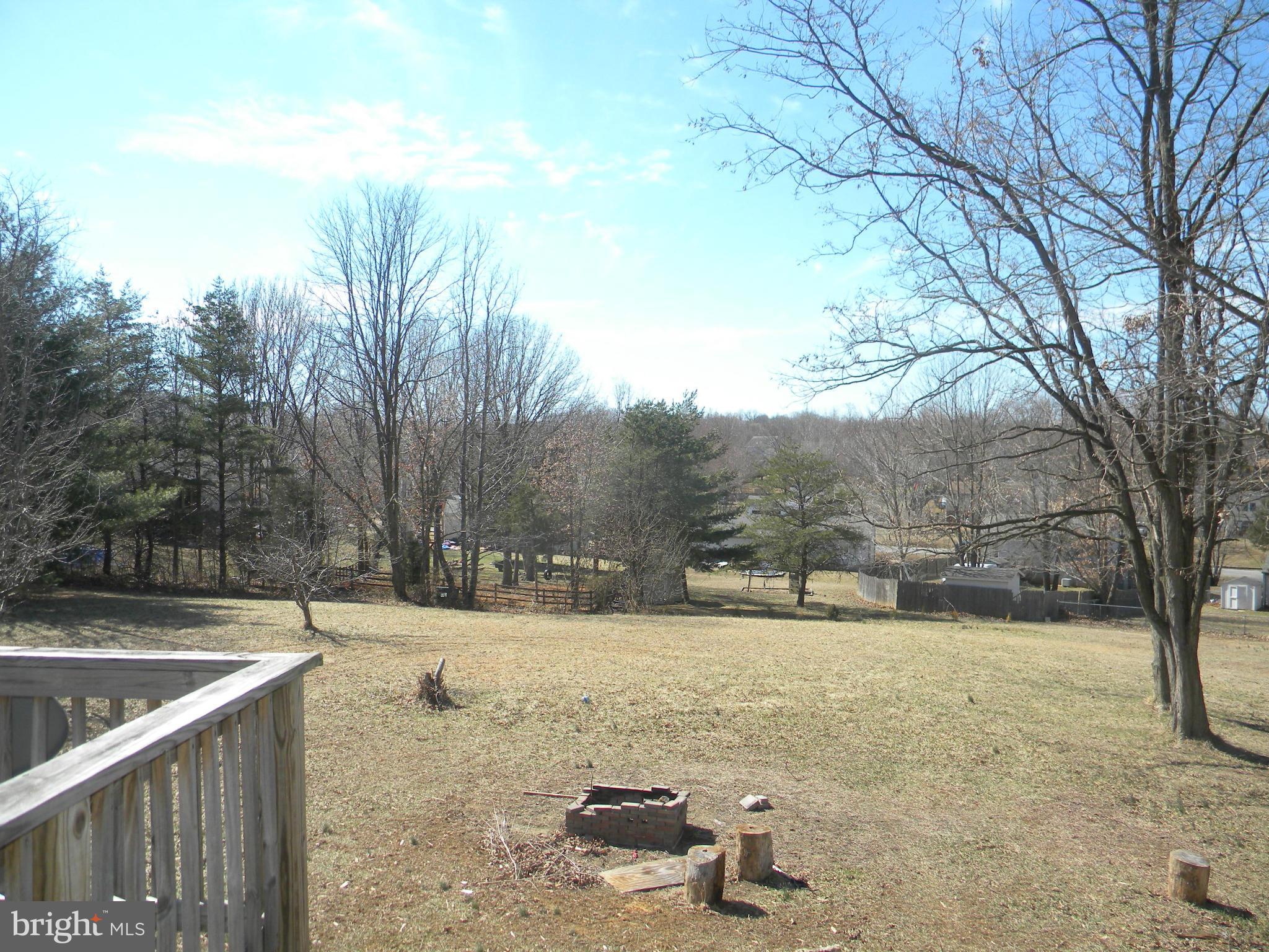 VISTA WOODS - Residential