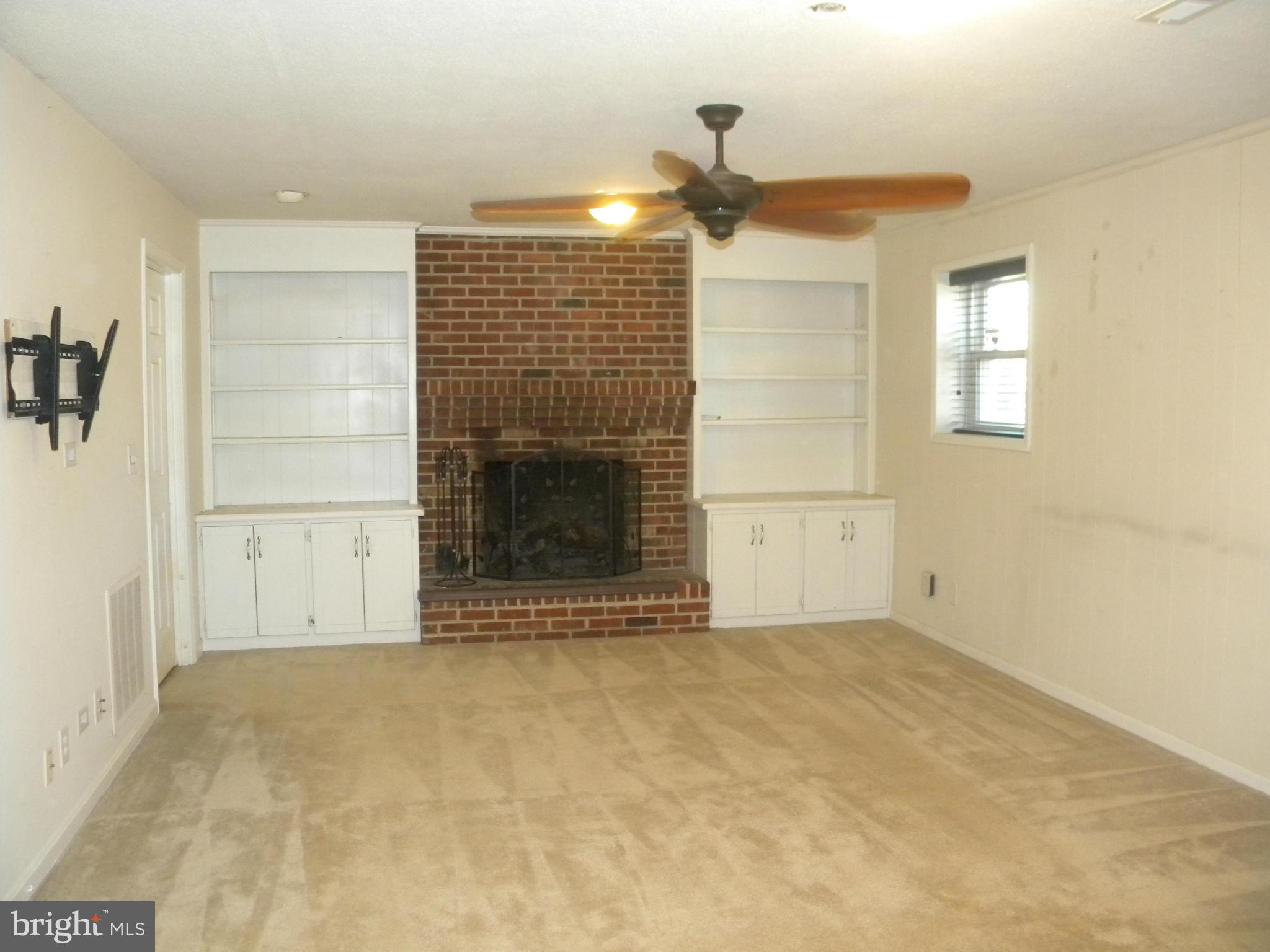 VISTA WOODS - Residential