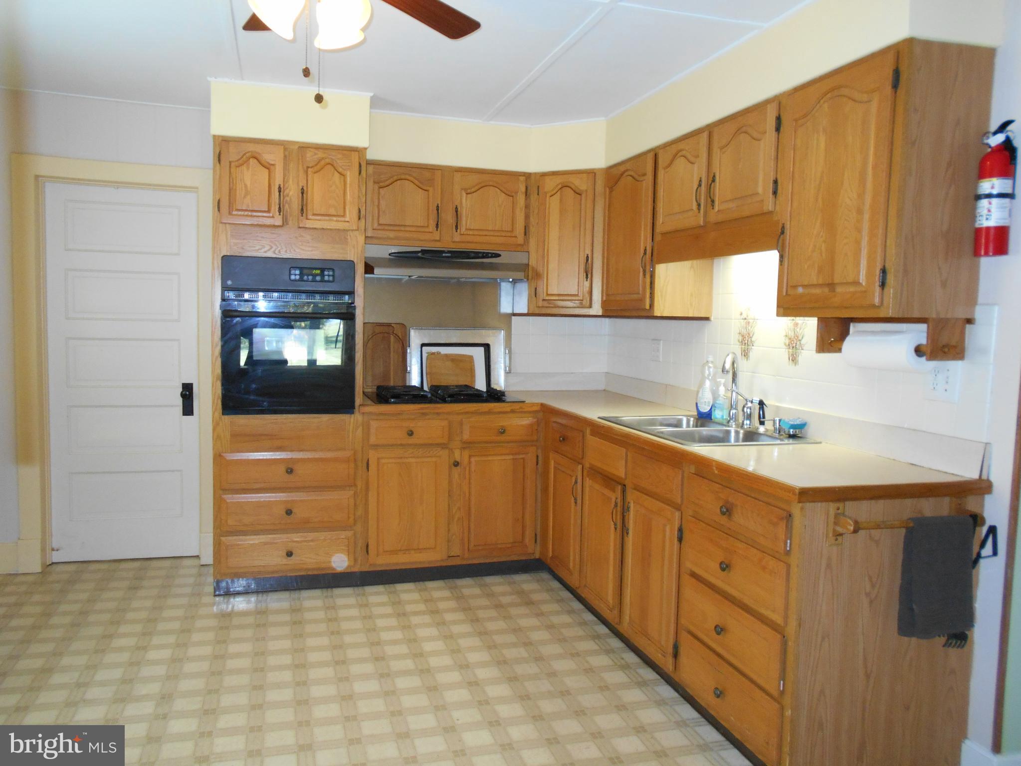 5841 HUDSON WHARF ROAD