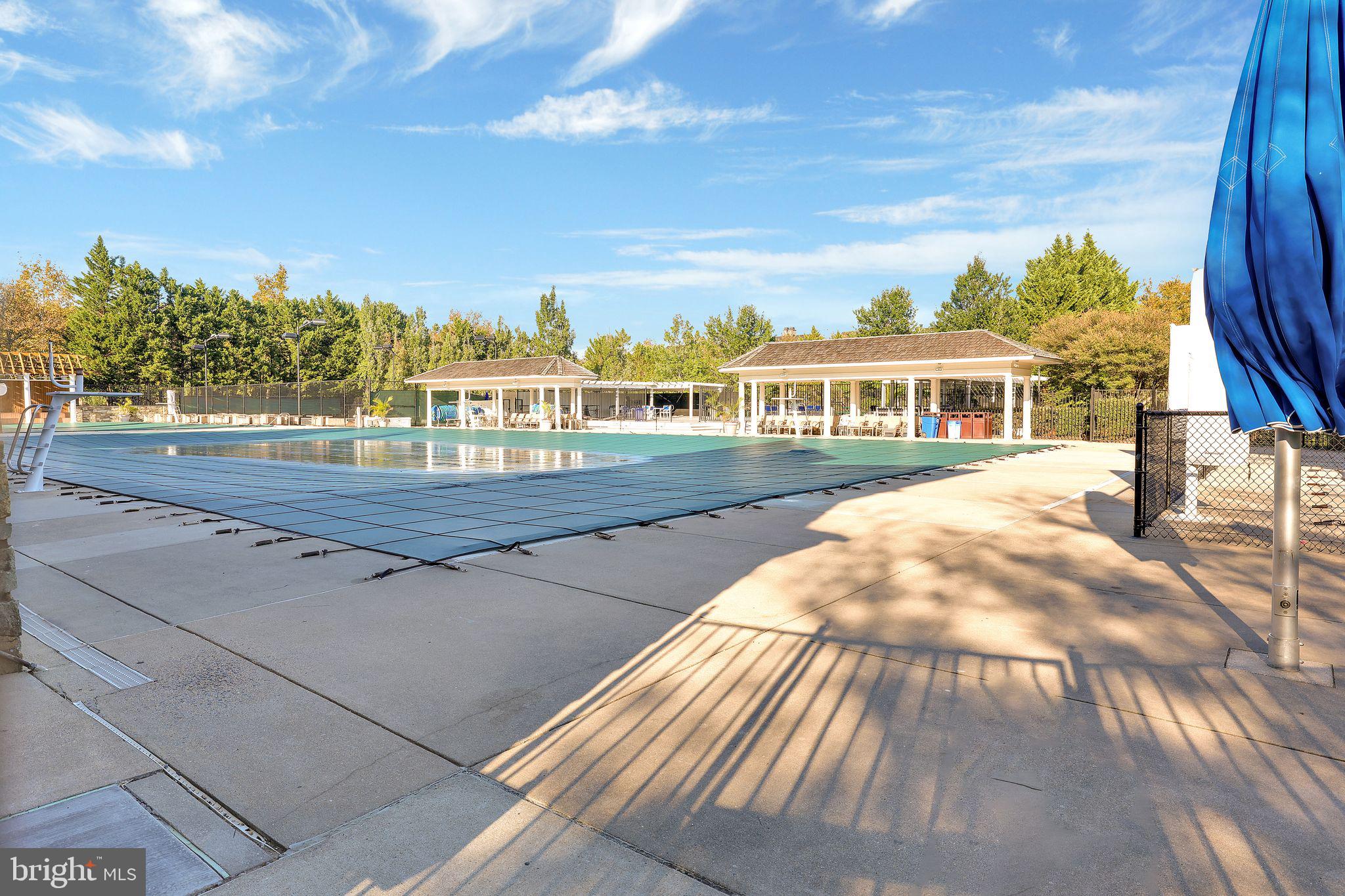 KENTLANDS - Residential