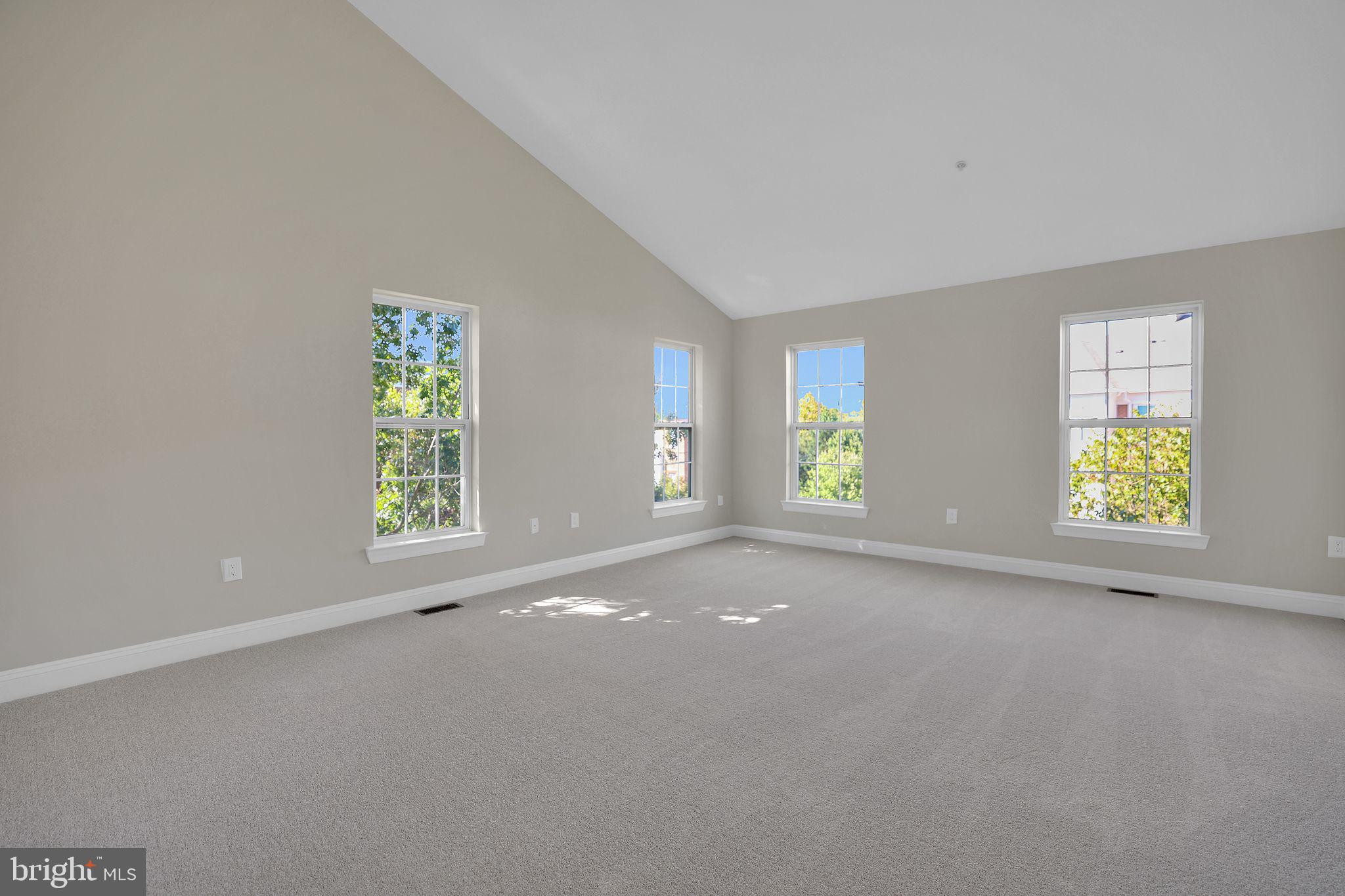 KENTLANDS - Residential