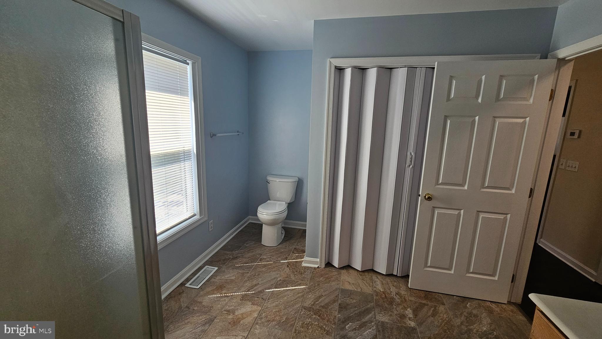 GOLTON - Residential Lease