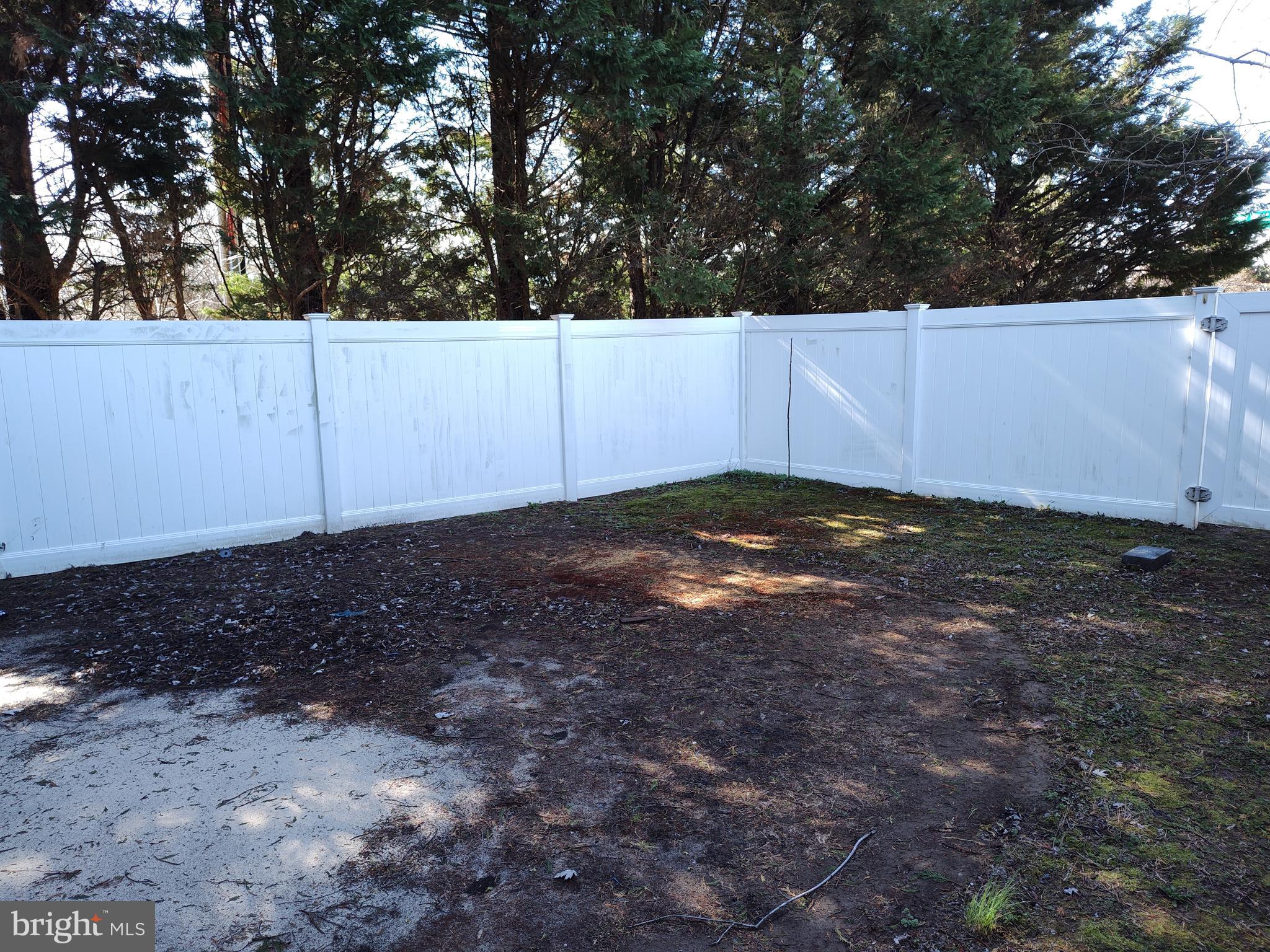 GOLTON - Residential Lease