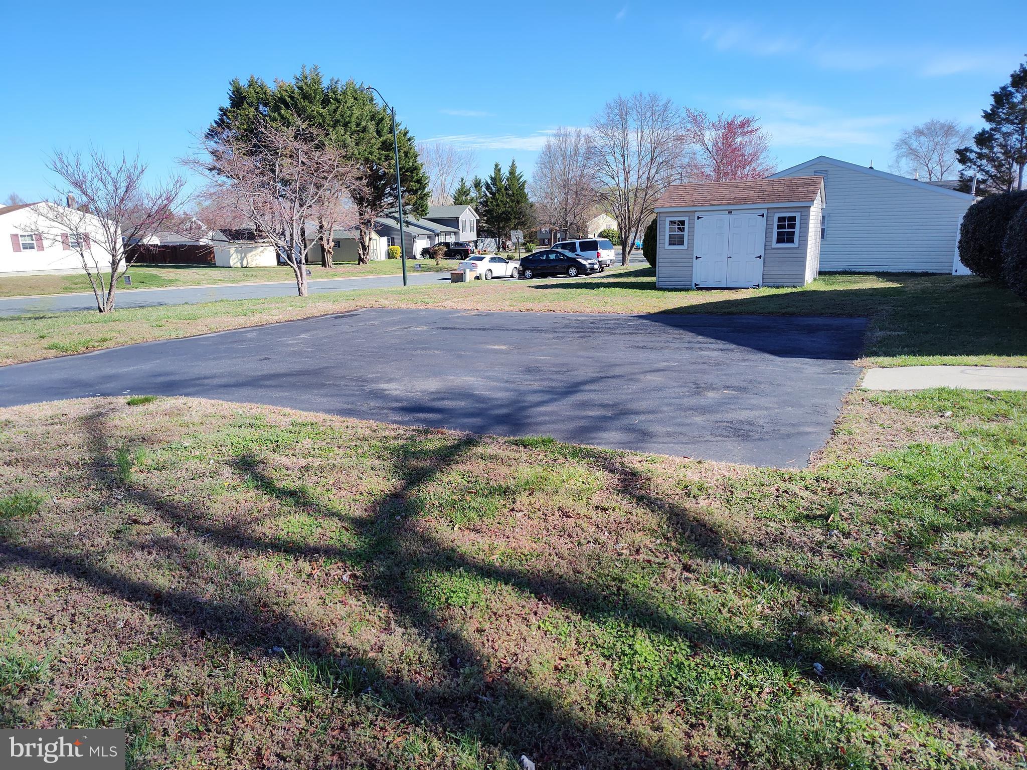 GOLTON - Residential Lease