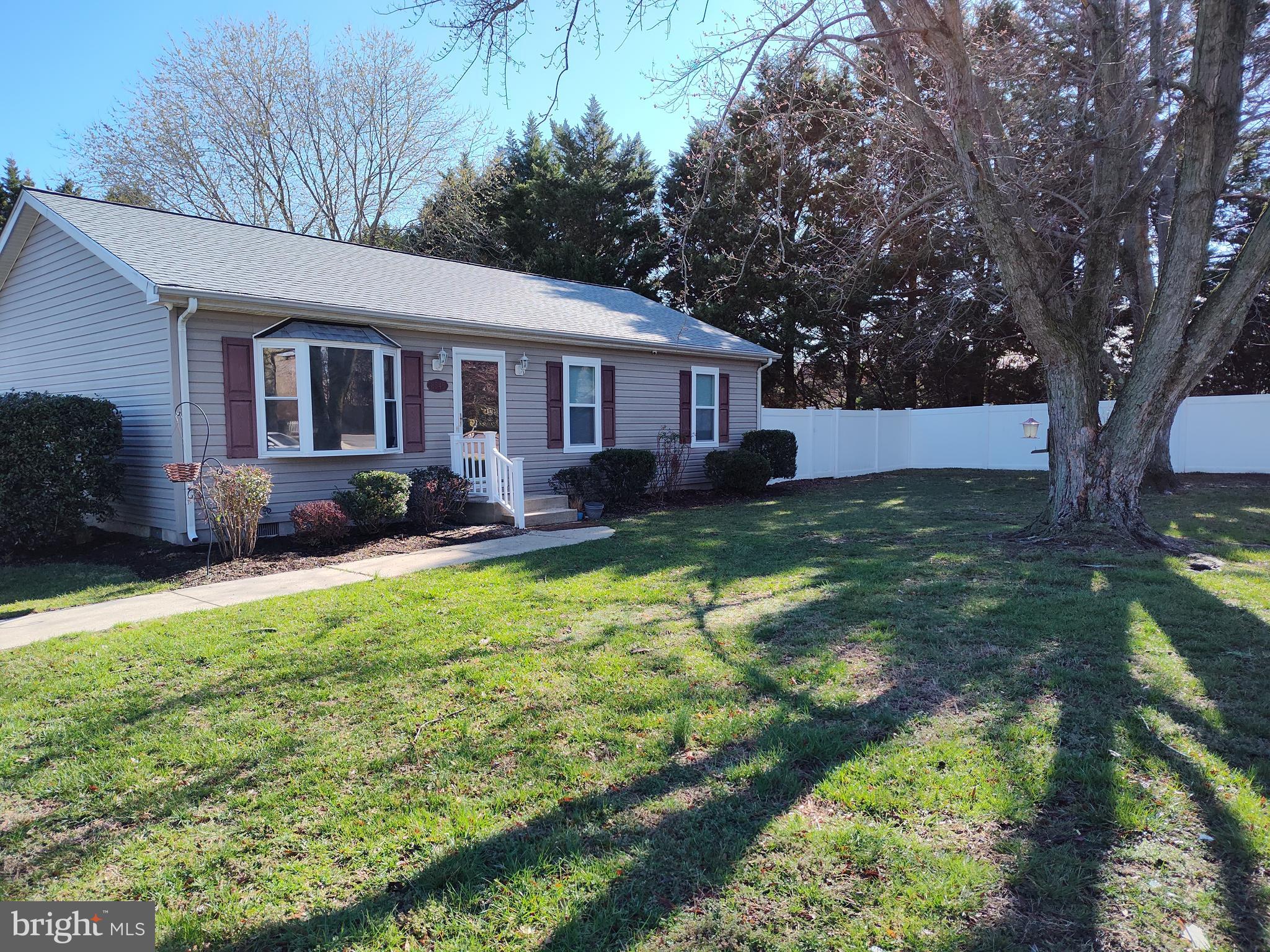 GOLTON - Residential Lease