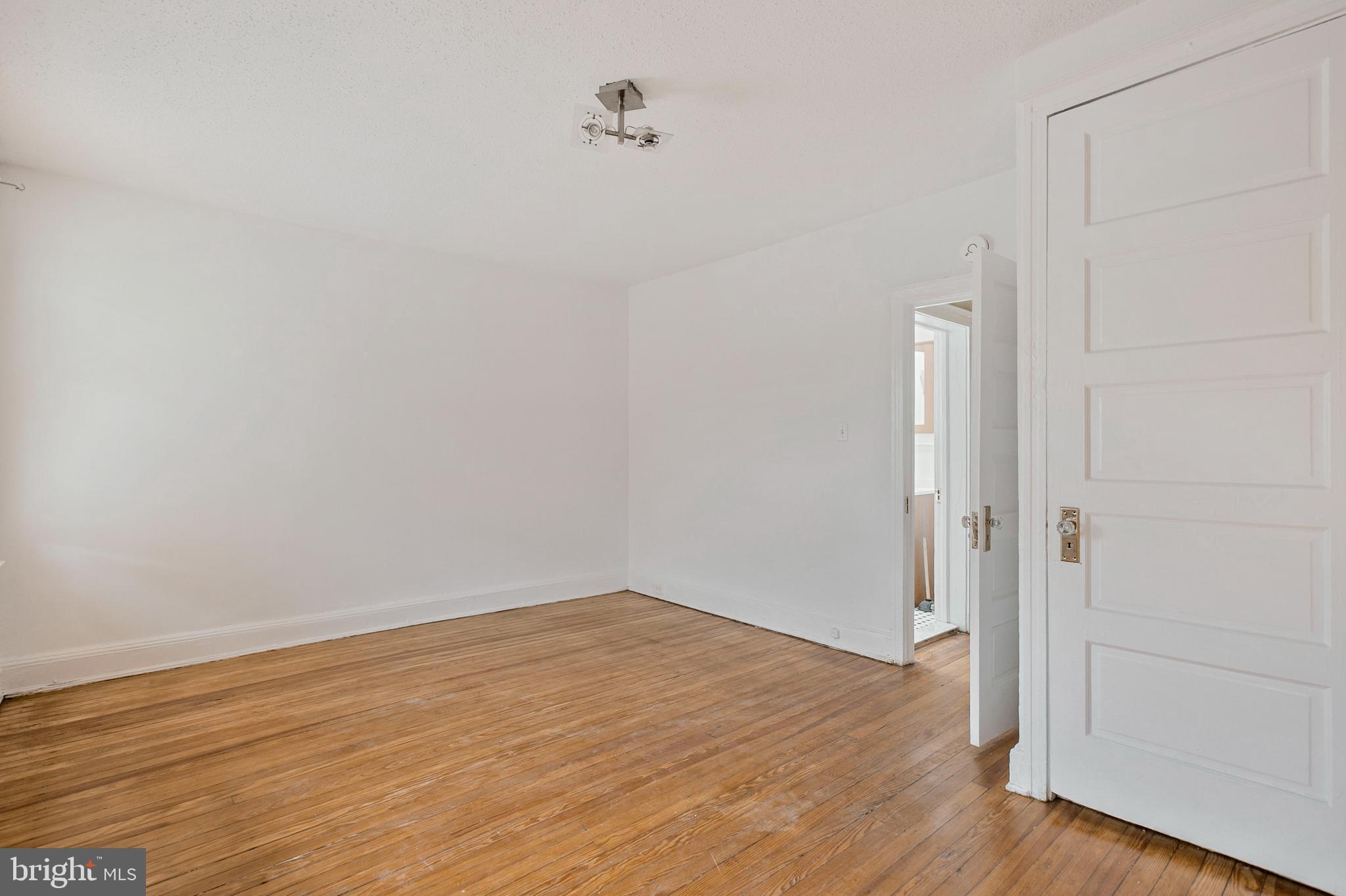 WAVERLY - Residential