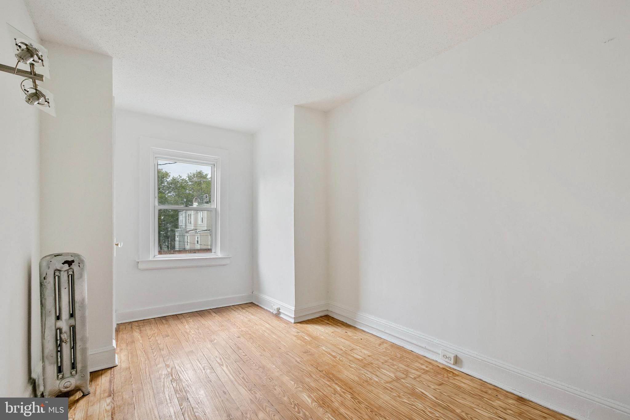 WAVERLY - Residential