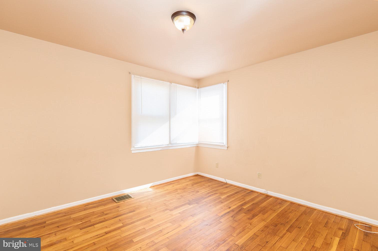 GLEN BURNIE - Residential