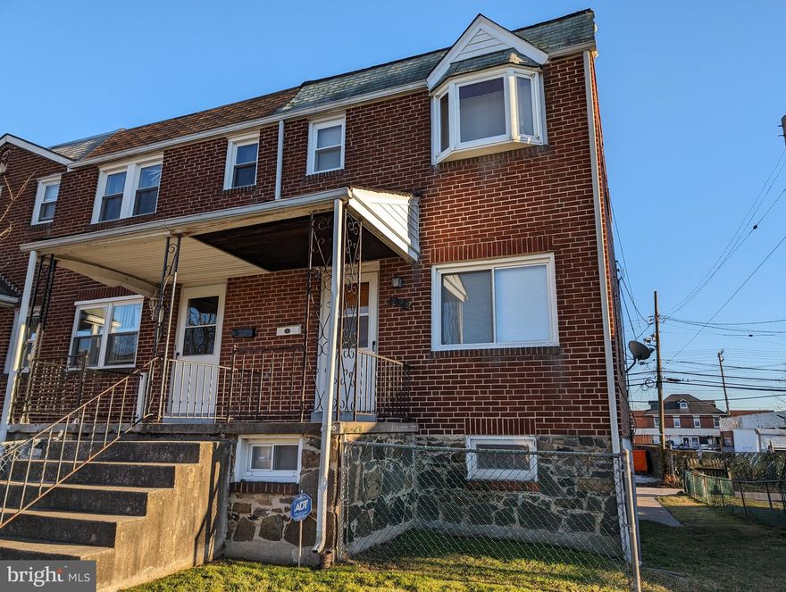 This 3 bedroom, 2 bath end/unit rowhouse property is located in the Metropolitan Homes neighborhood of Essex. This home offers a great location and is in walking distance to the shops and business district of Essex. While the property does need updating and cosmetics there are a number of positive features. Hardwood floors throughout 2 levels. The lower level is partially finished and offers a full bath and a private above grade entrance at the rear of the home. The next owner of this home will be able to make it beautiful again!