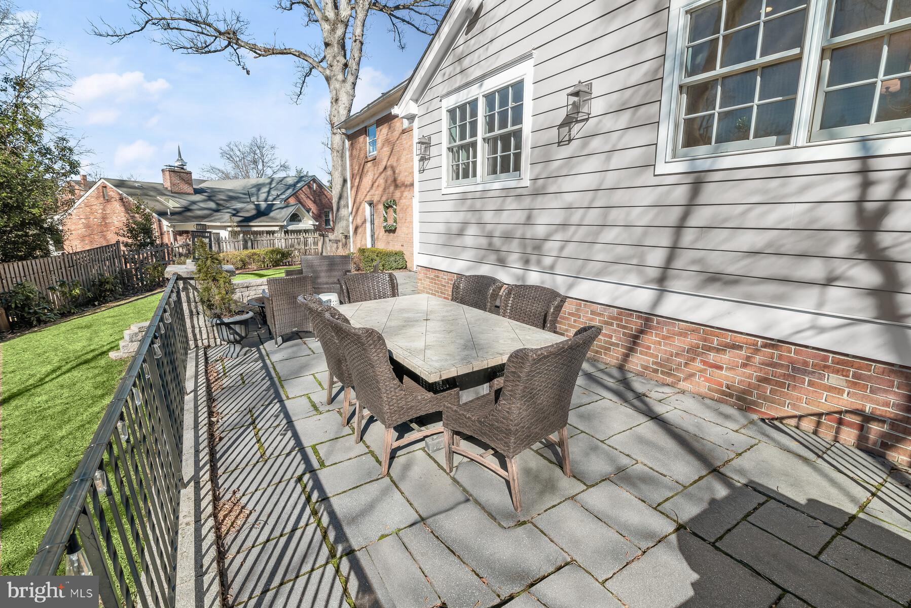 SPRINGFIELD - Residential