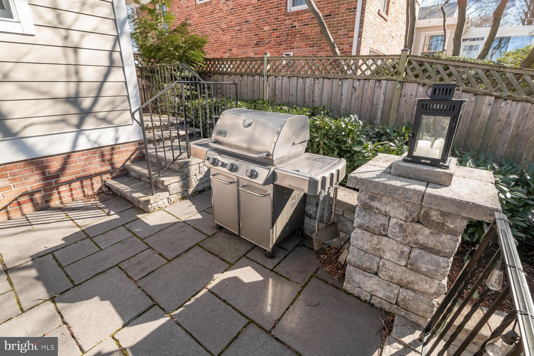 SPRINGFIELD - Residential