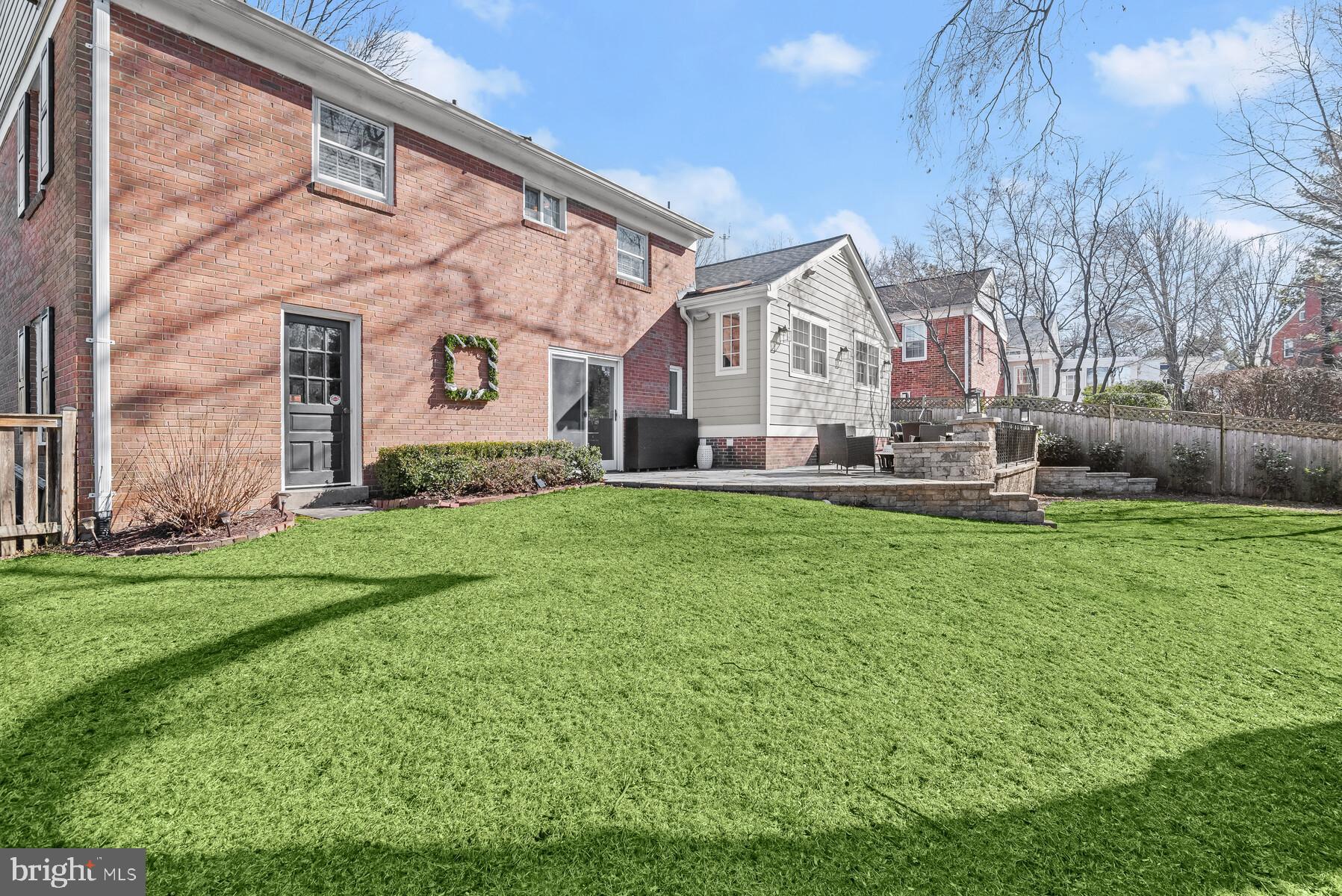 SPRINGFIELD - Residential