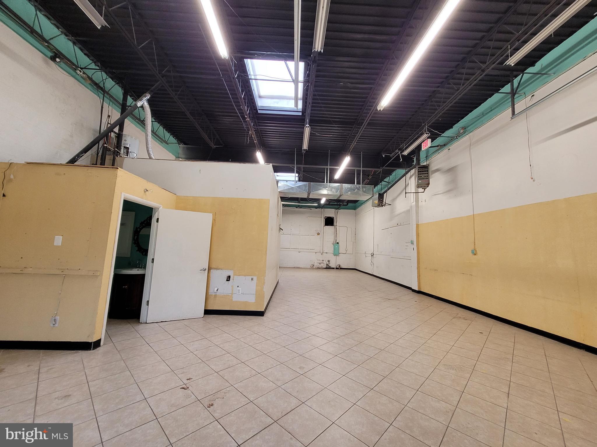 7901 HILL PARK COURT 8