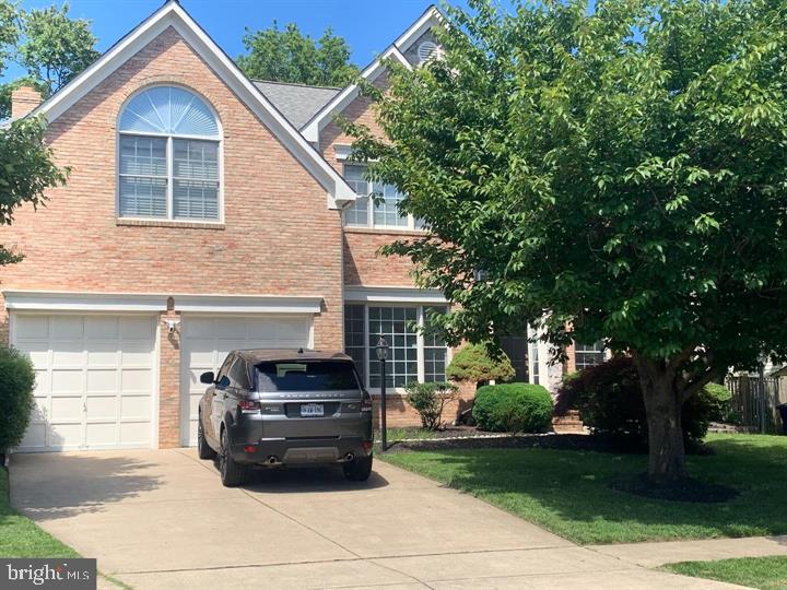 MADRILLON OAKS - Residential Lease