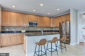 POTOMAC CLUB - Residential Lease