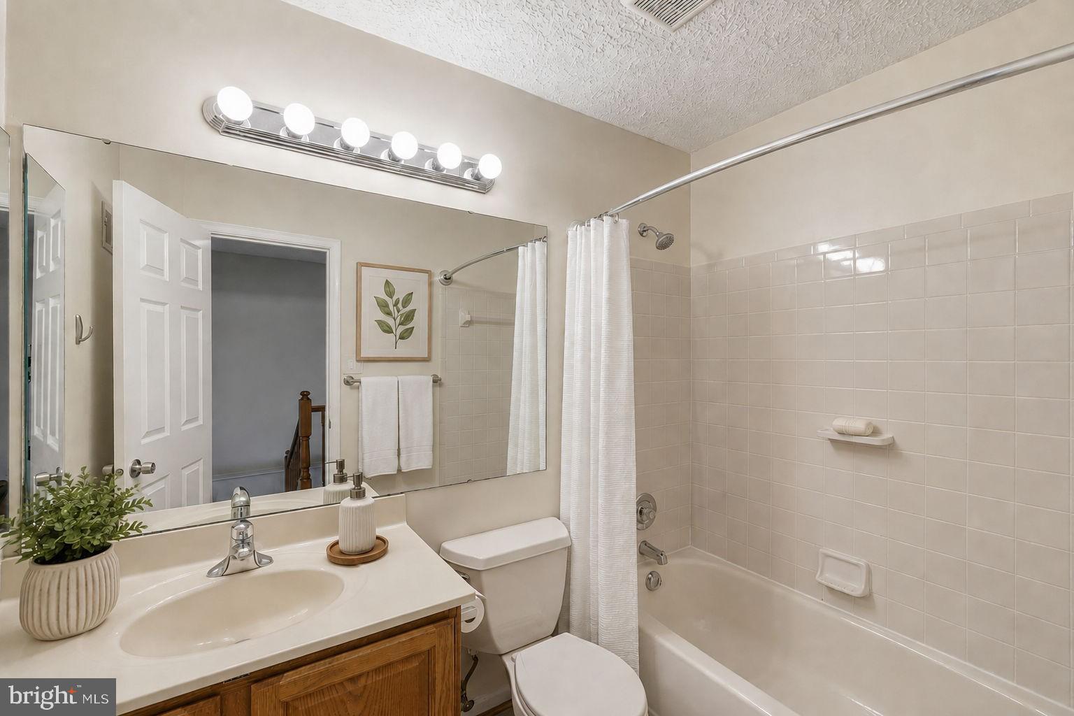 BALLENGER CREEK MEADOWS - Residential