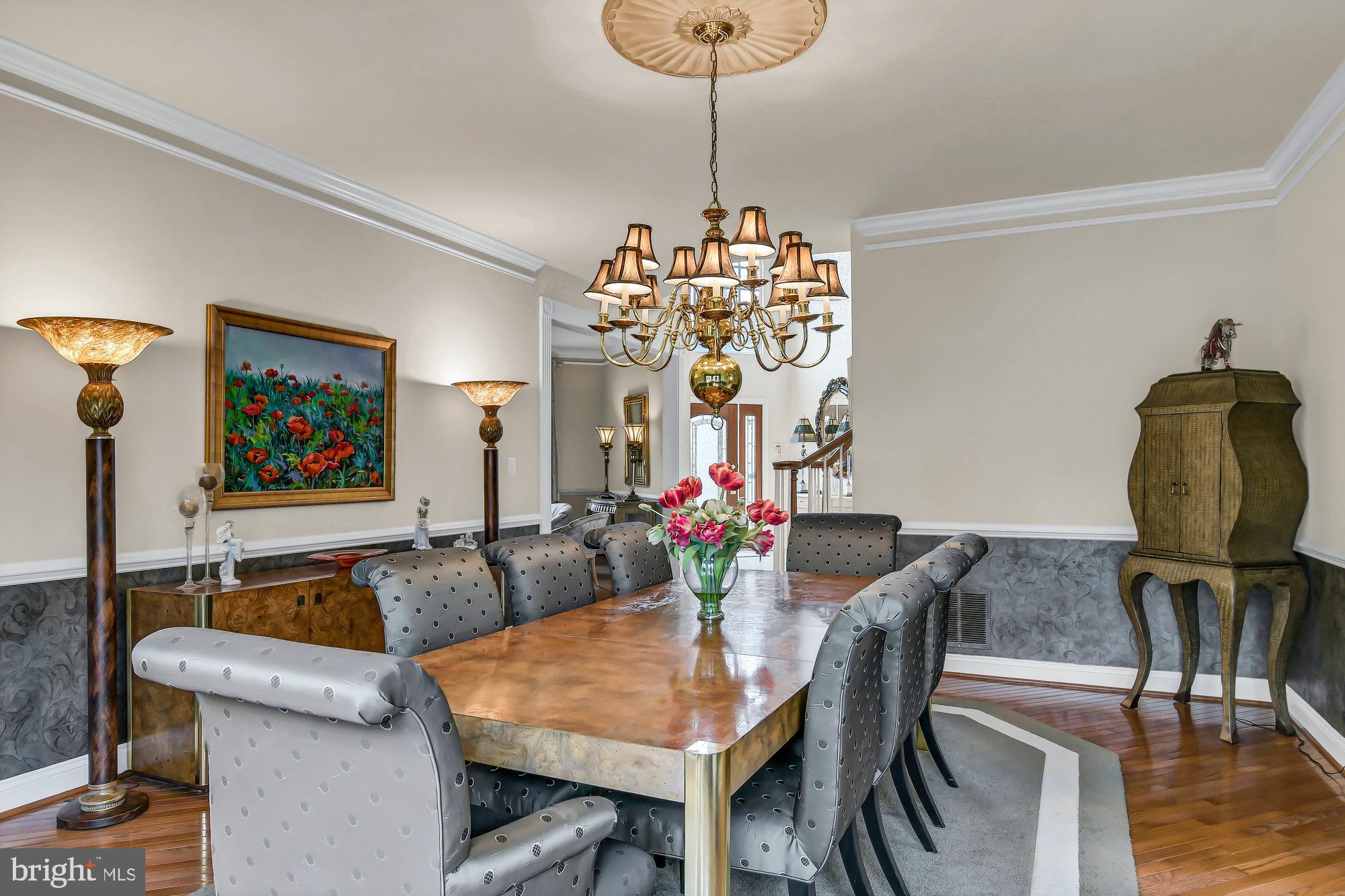 OAKTON CHASE - Residential