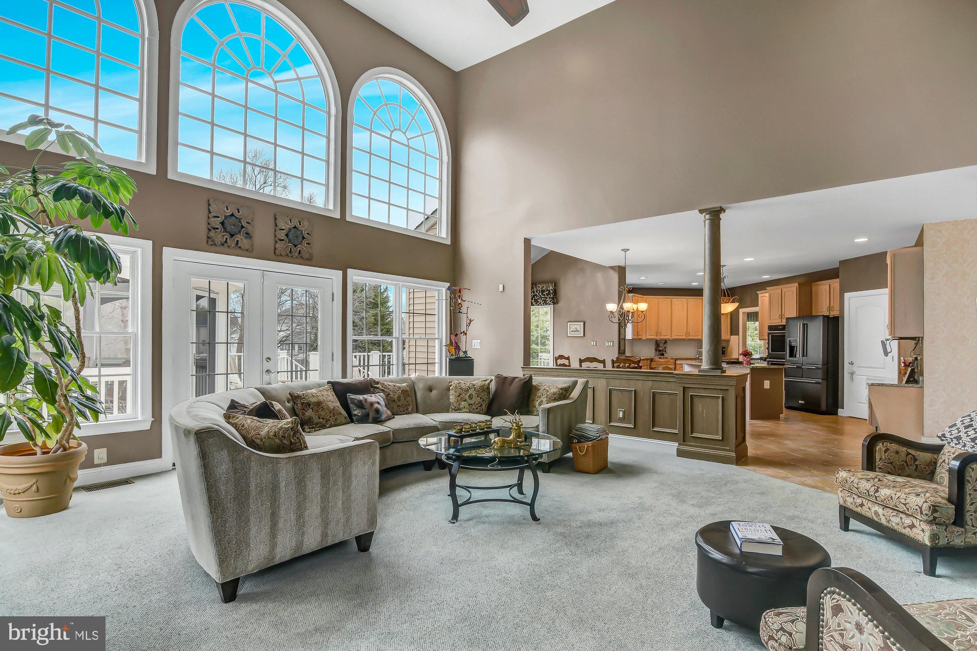 OAKTON CHASE - Residential