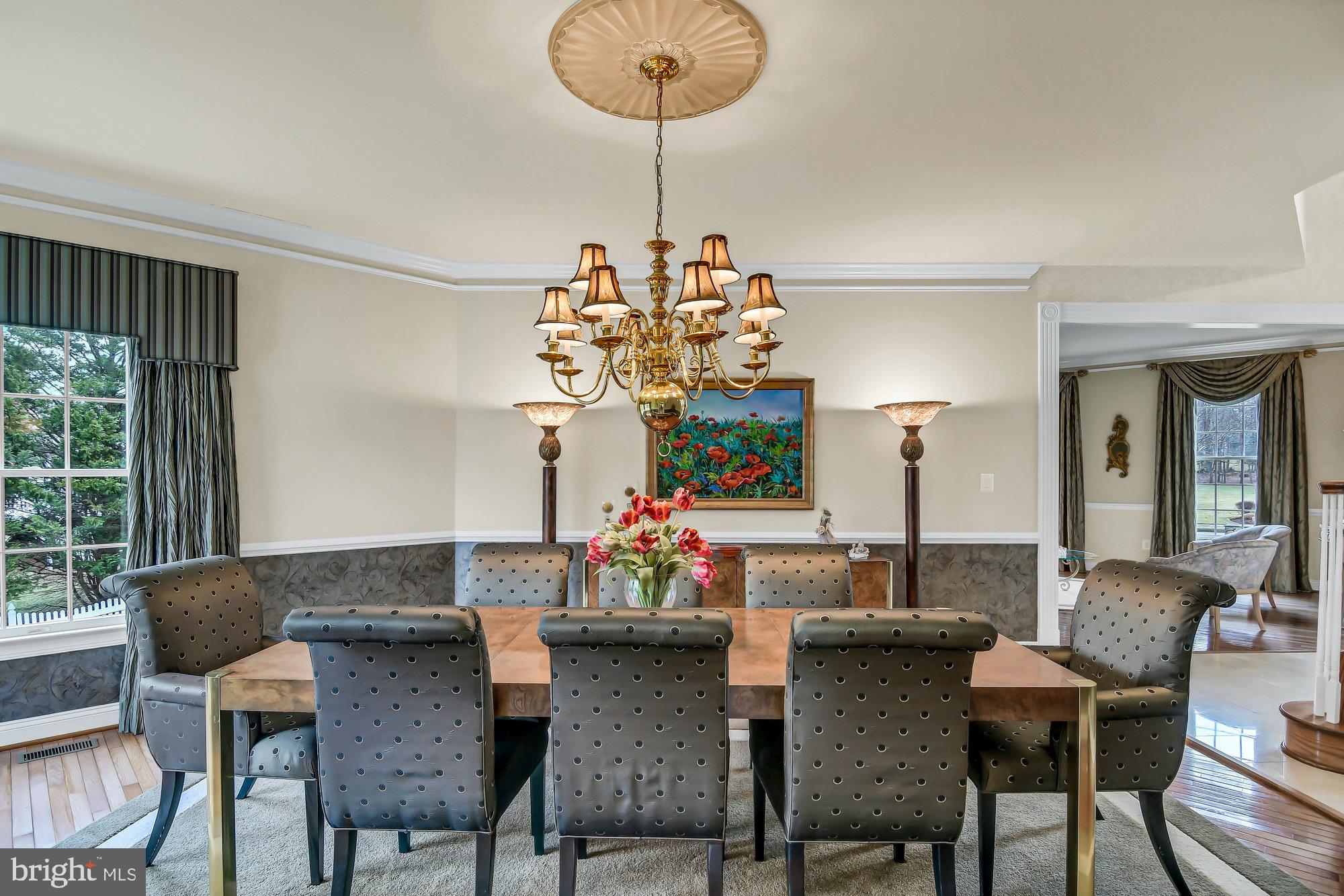 OAKTON CHASE - Residential