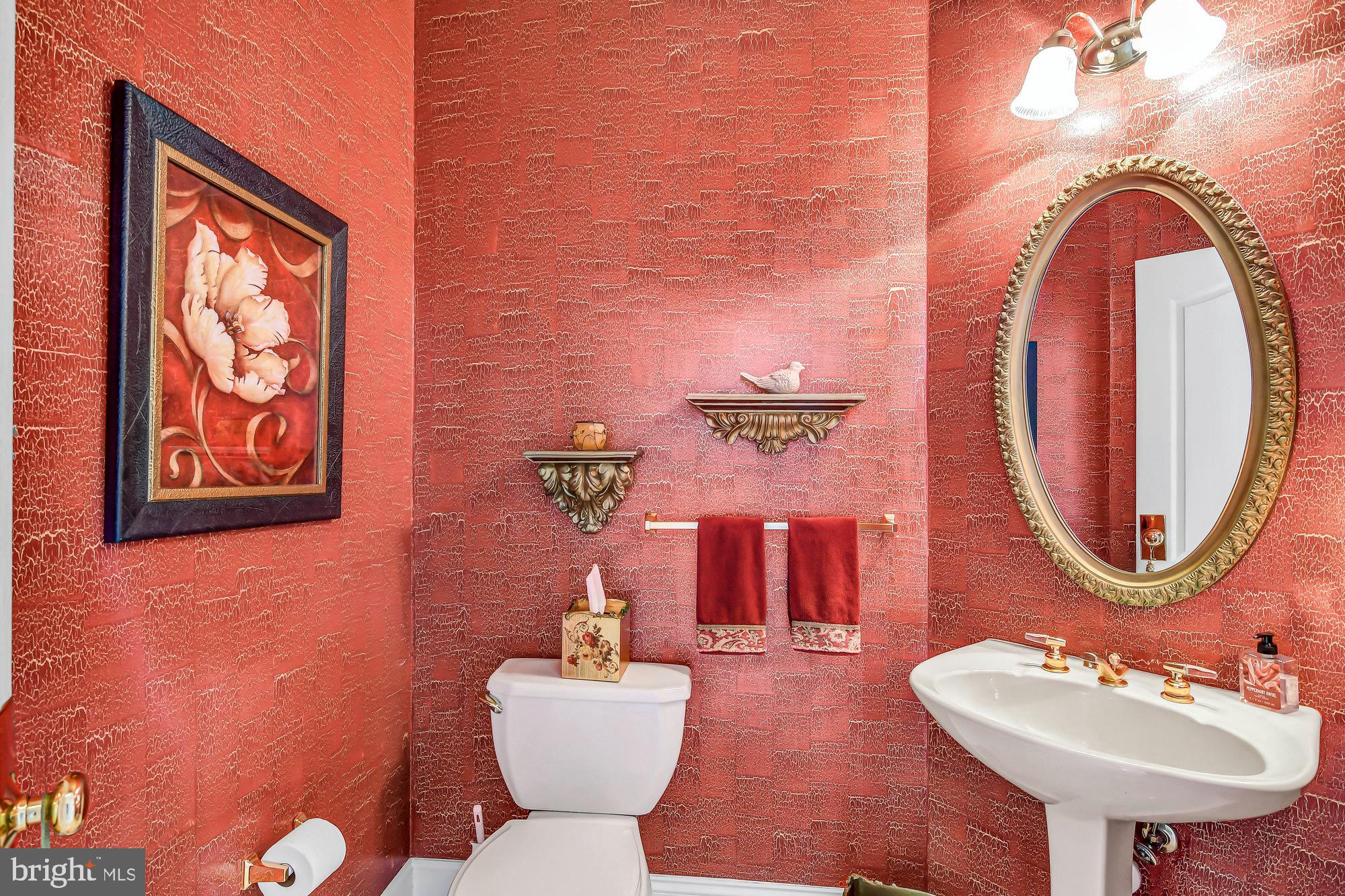 OAKTON CHASE - Residential