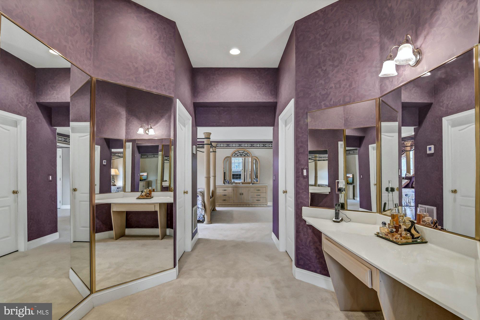 OAKTON CHASE - Residential