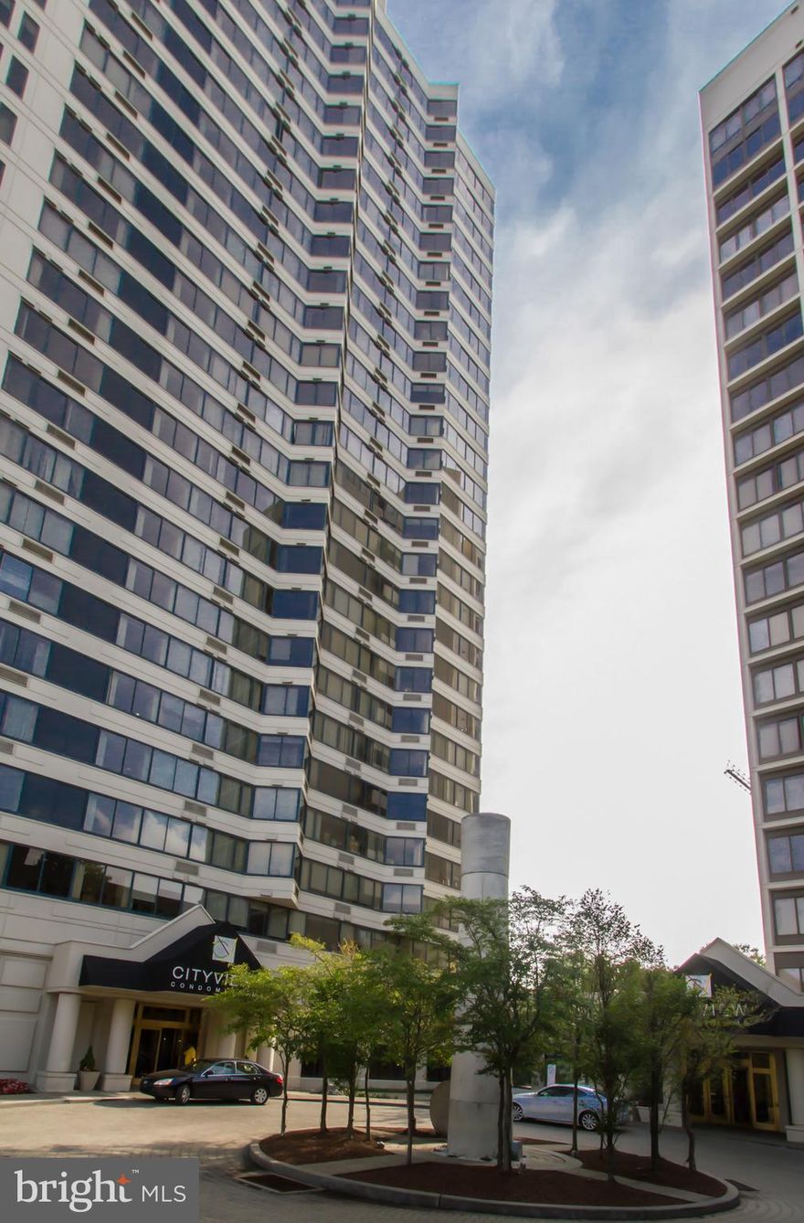 High floor unit with fantastic skyline view, 1 bedroom unit in the North Tower at the CityView. Bright full side windows in living room and bedroom, plenty of closet space! 24 hour concierge, state of art 24 hours gym, beautiful outdoor pool, laundry room on every floor, on-site restaurants and bank. It is a absolute walking paradise, close to Whole Foods, Starbucks, CVS and a lot more! Easy access to all major highways. $250 one time move-in fee. All utilities are included except electric, which will be billed separately from the condo association to the tenant.For Showing Agents: (Please note: the small leak was already fixed, landlord will do the cosmetic on the ceiling when current tenant vacates the unit)