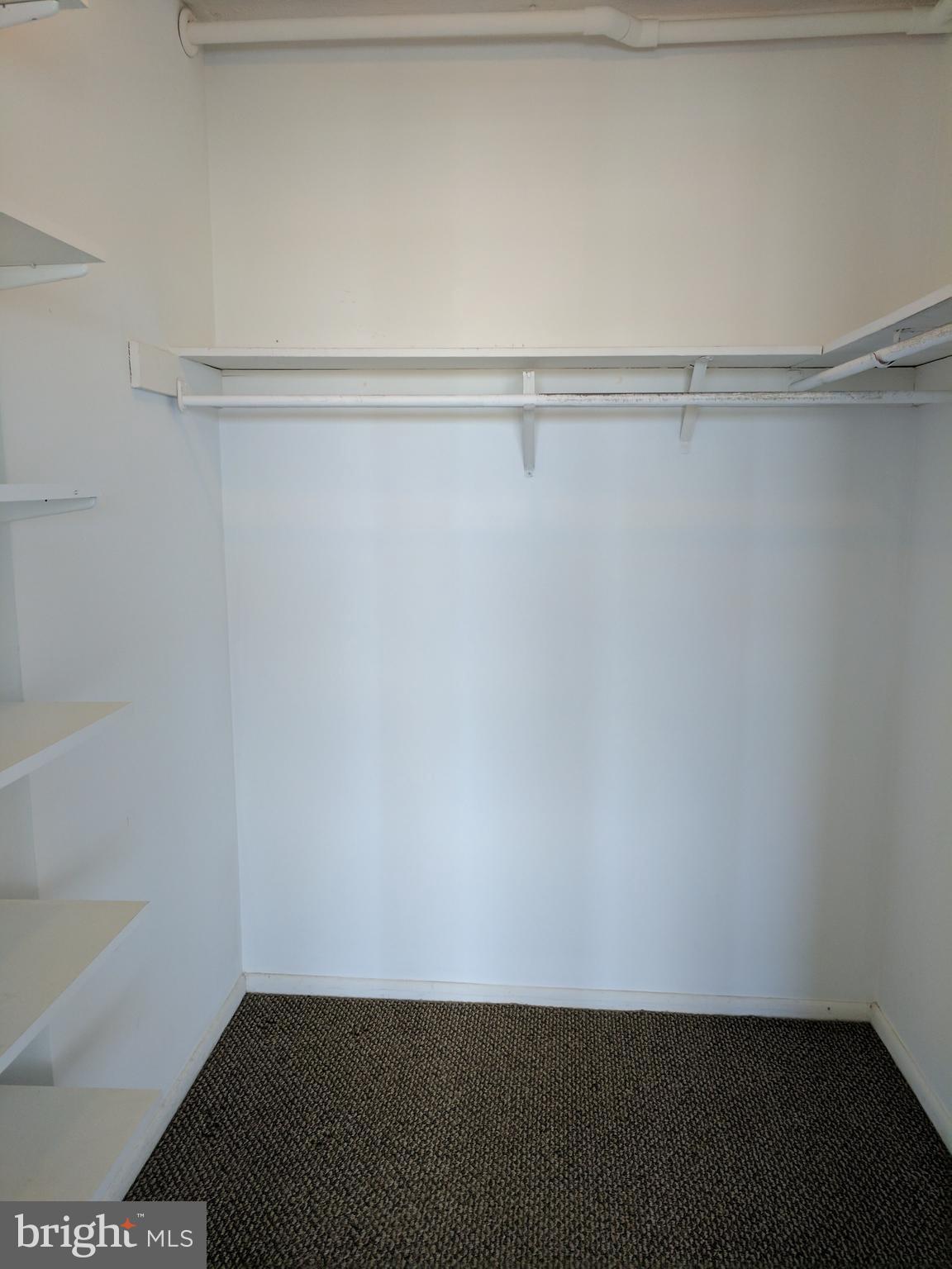 ART MUSEUM AREA - Residential Lease