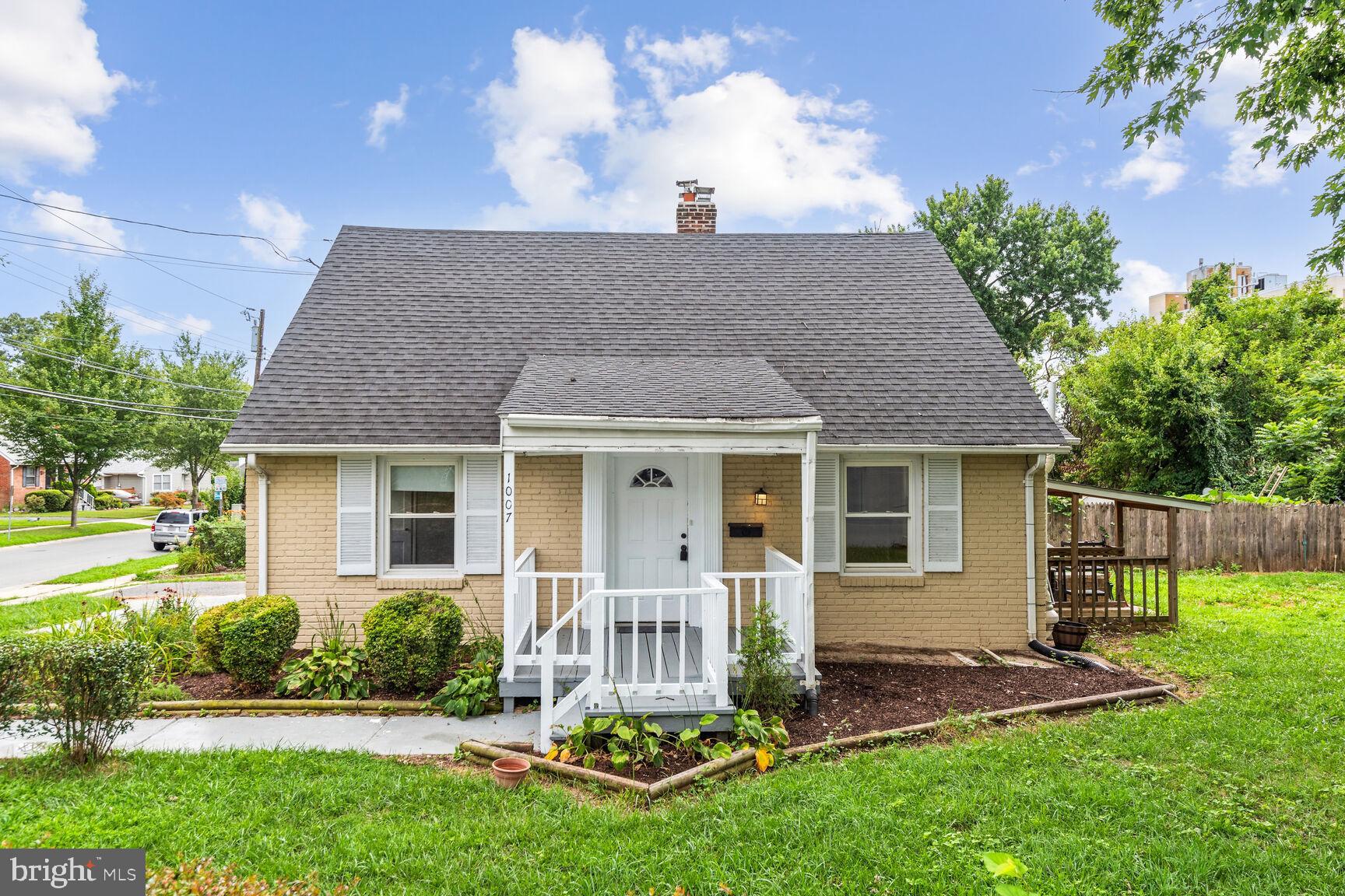 ROCKCREST - Residential Lease