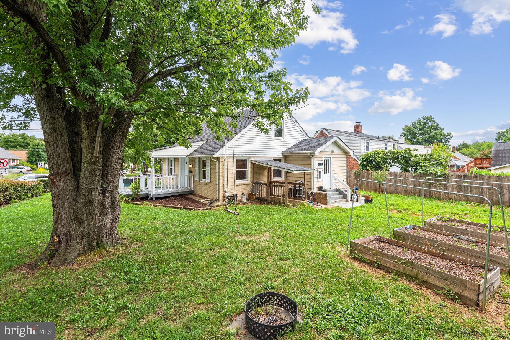 ROCKCREST - Residential Lease