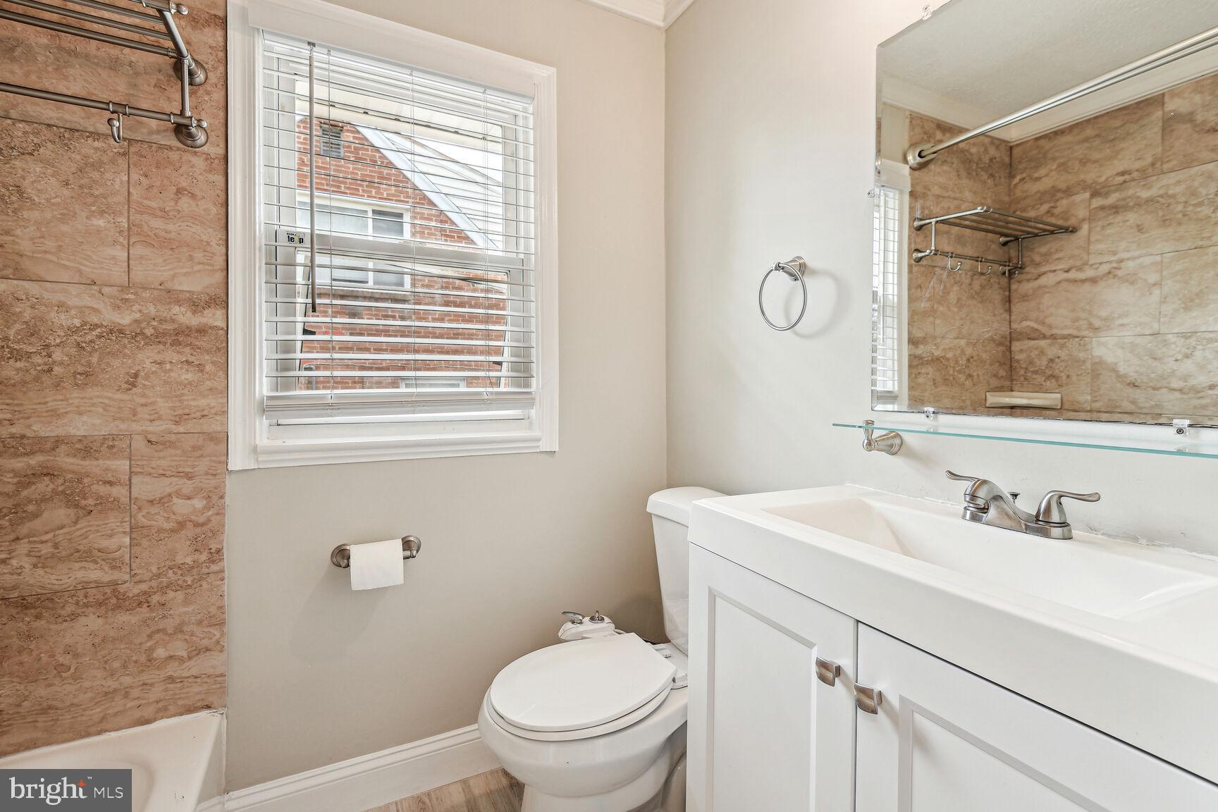 ROCKCREST - Residential Lease