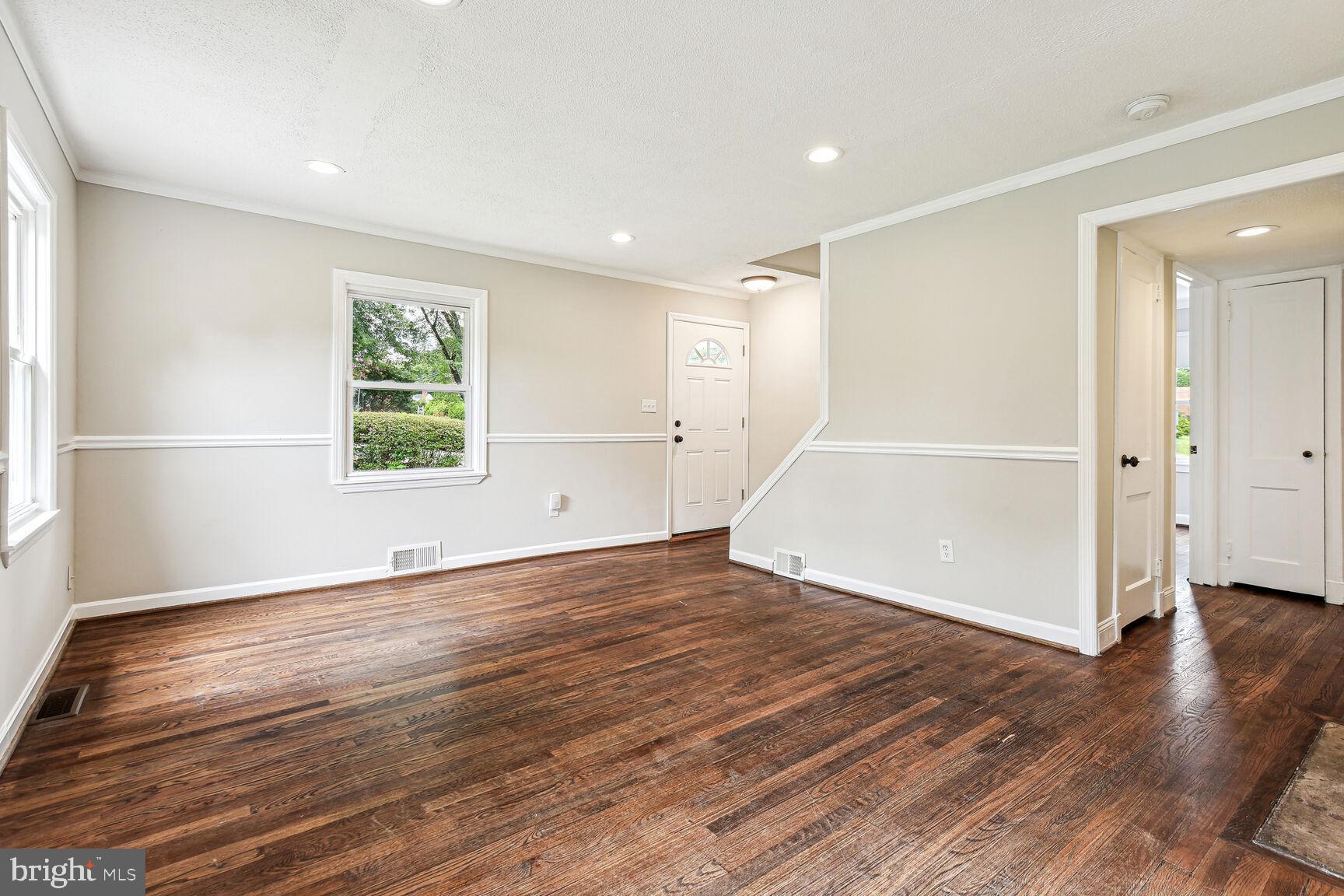 ROCKCREST - Residential Lease