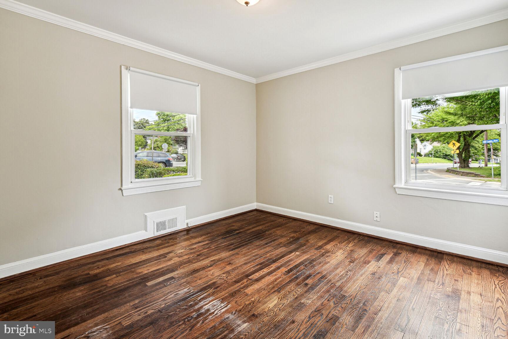 ROCKCREST - Residential Lease