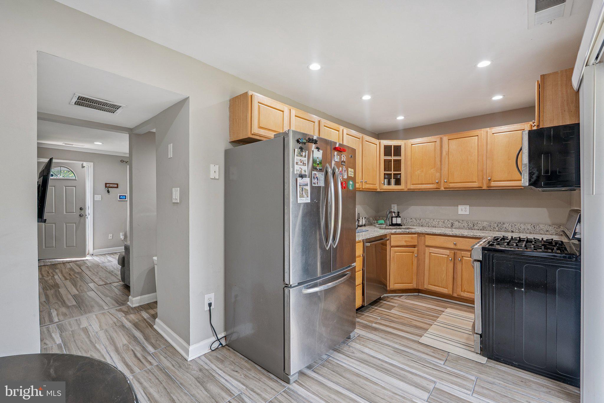REFLECTION LAKE - Residential Lease