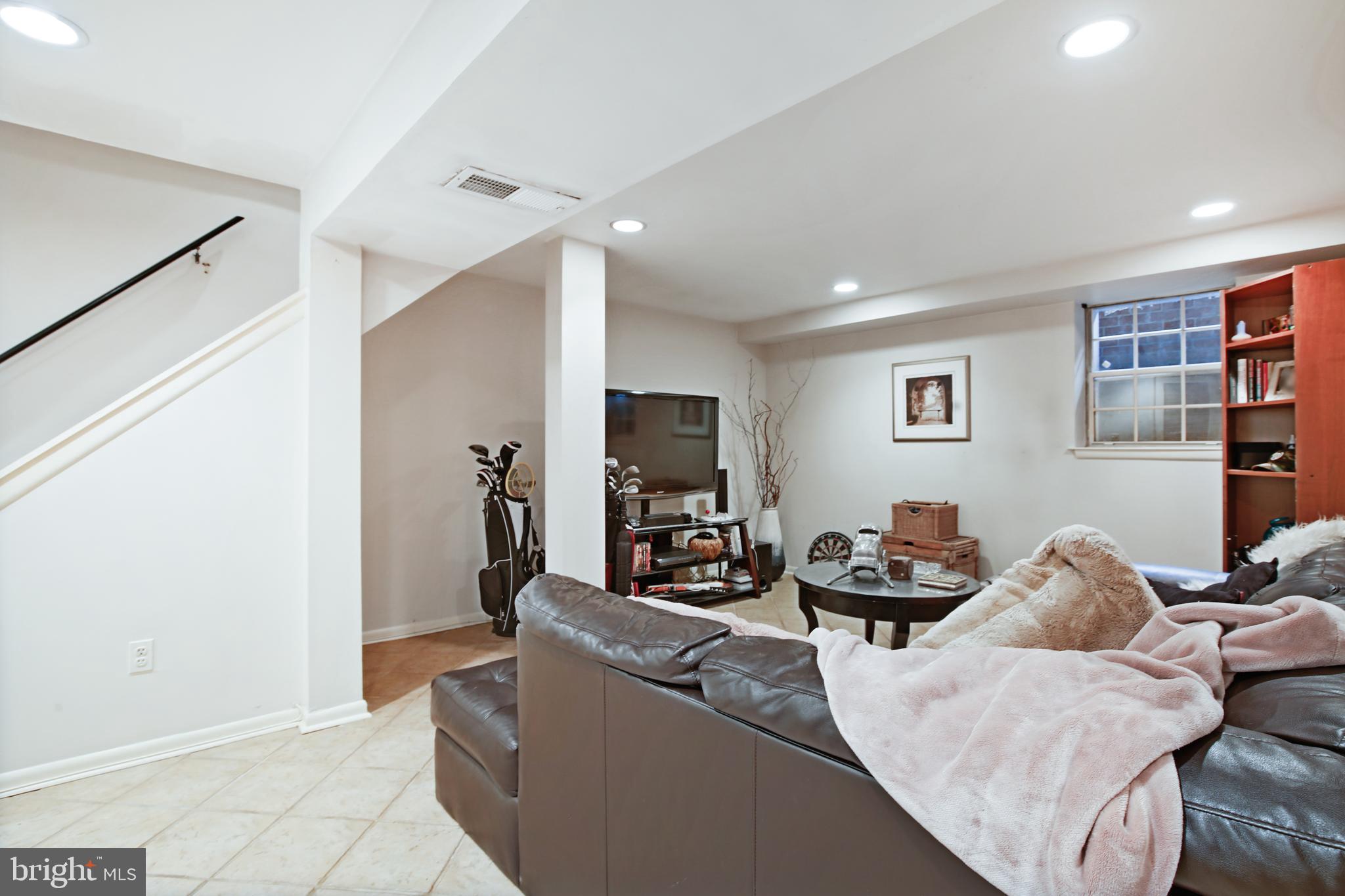 THE ARLINGTON - Residential