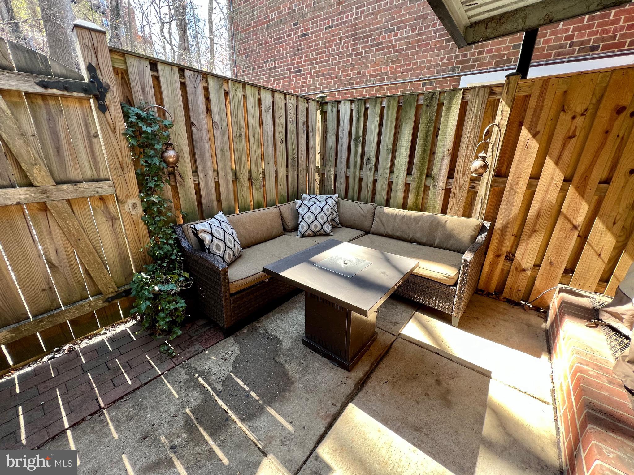 THE ARLINGTON - Residential