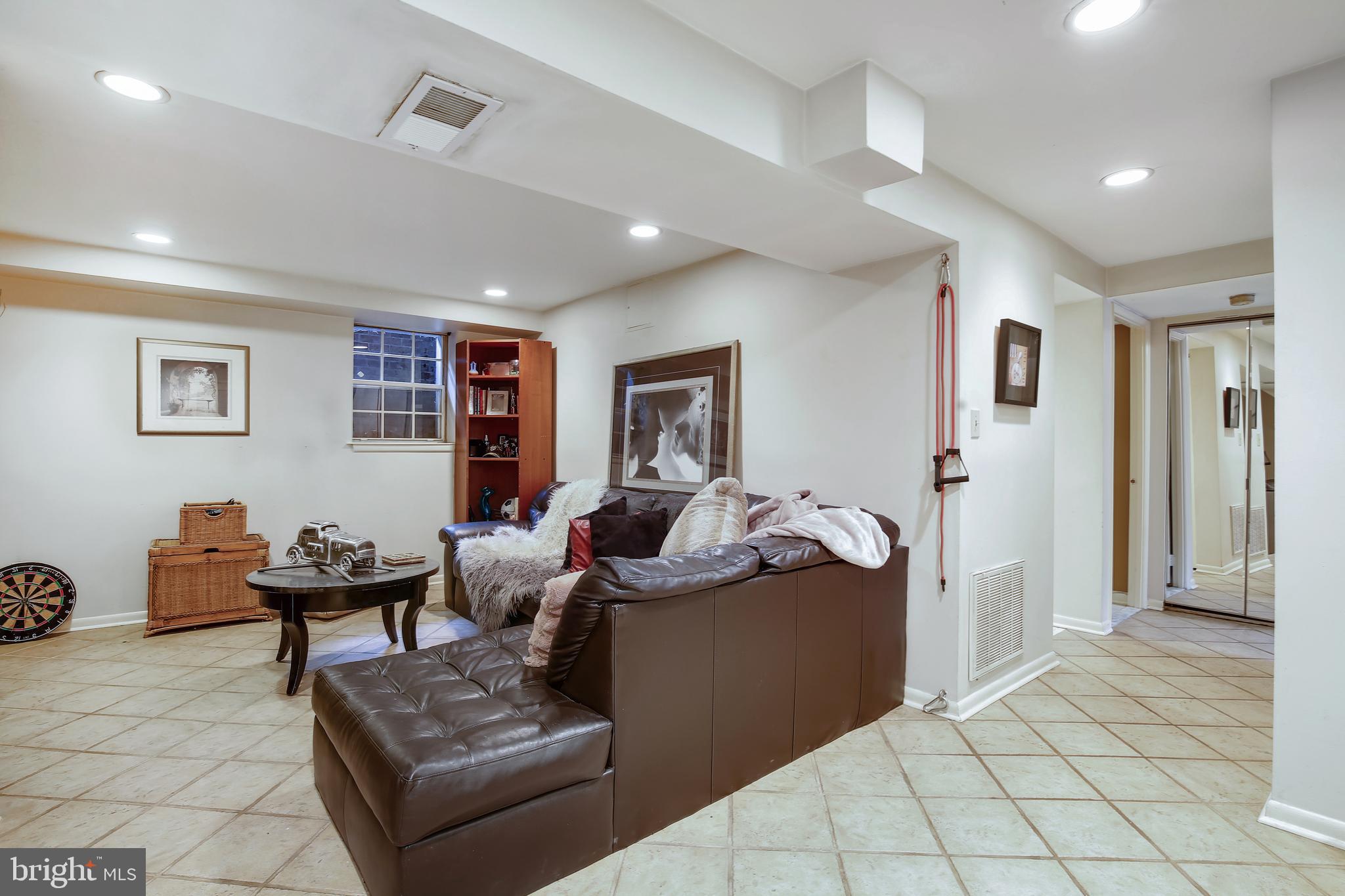 THE ARLINGTON - Residential