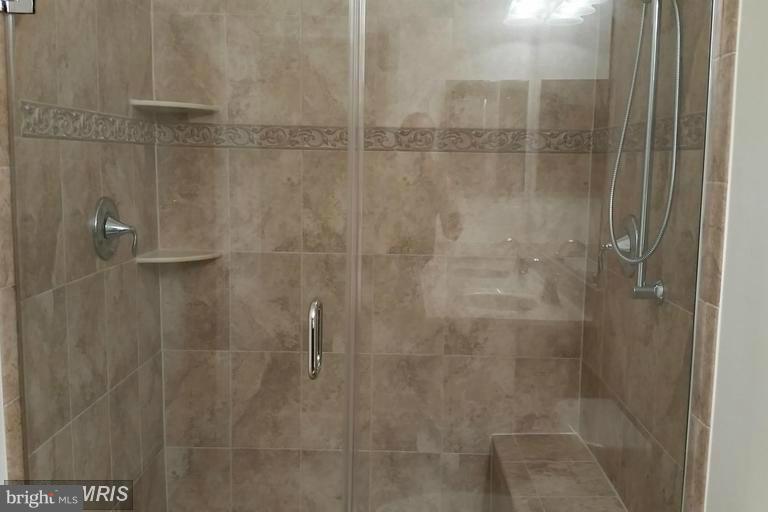 DULLES PARKWAY - Residential Lease