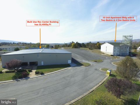 Photo of 35 Signal Knob Dr, STRASBURG, VA 22657 (MLS # VASH2013938)