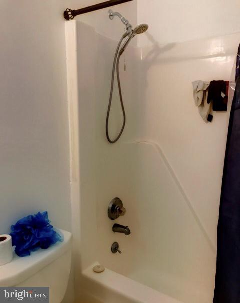 HILLCREST TOWNE - Residential