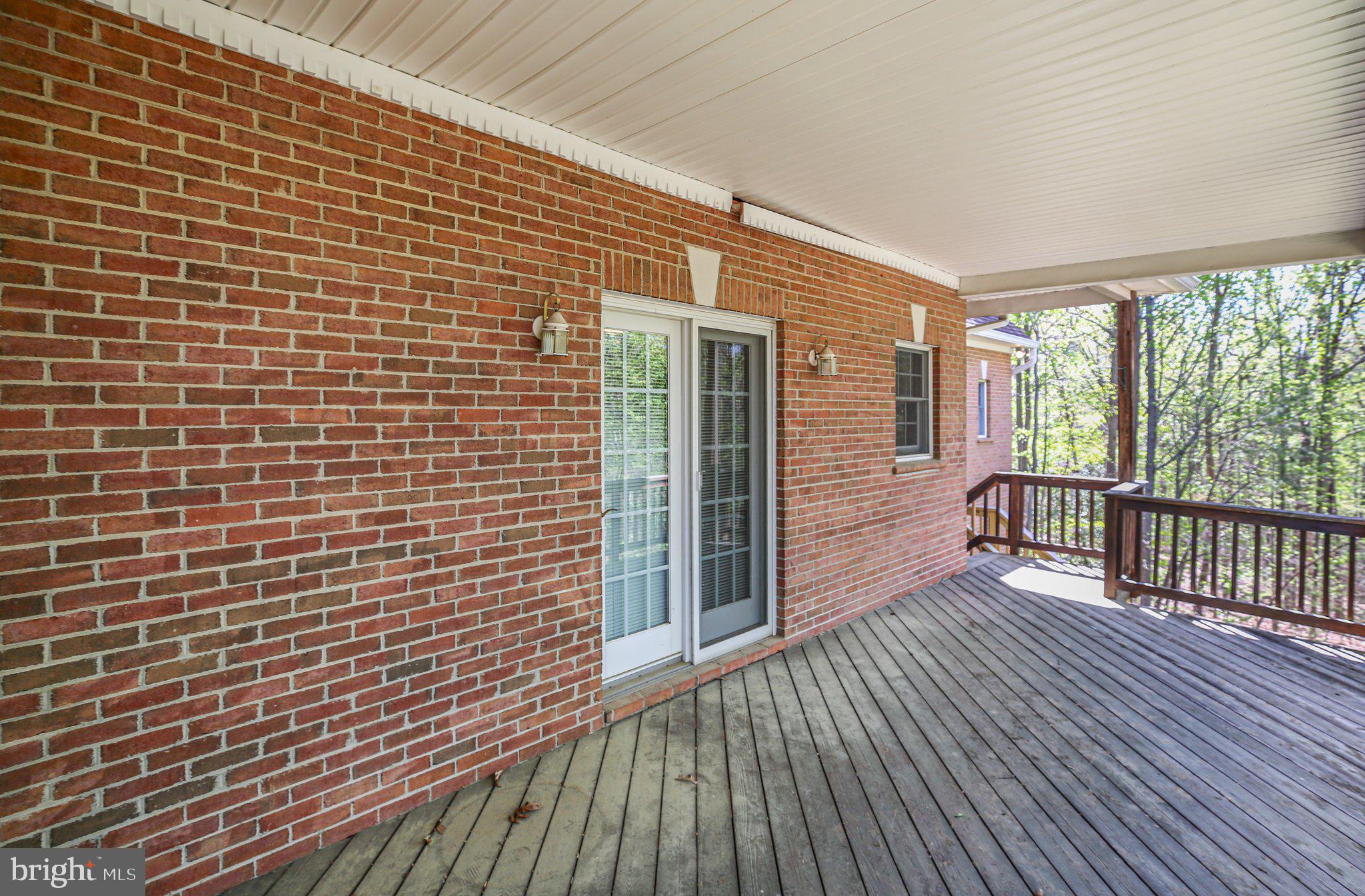 HUNTINGTON HILLS - Residential