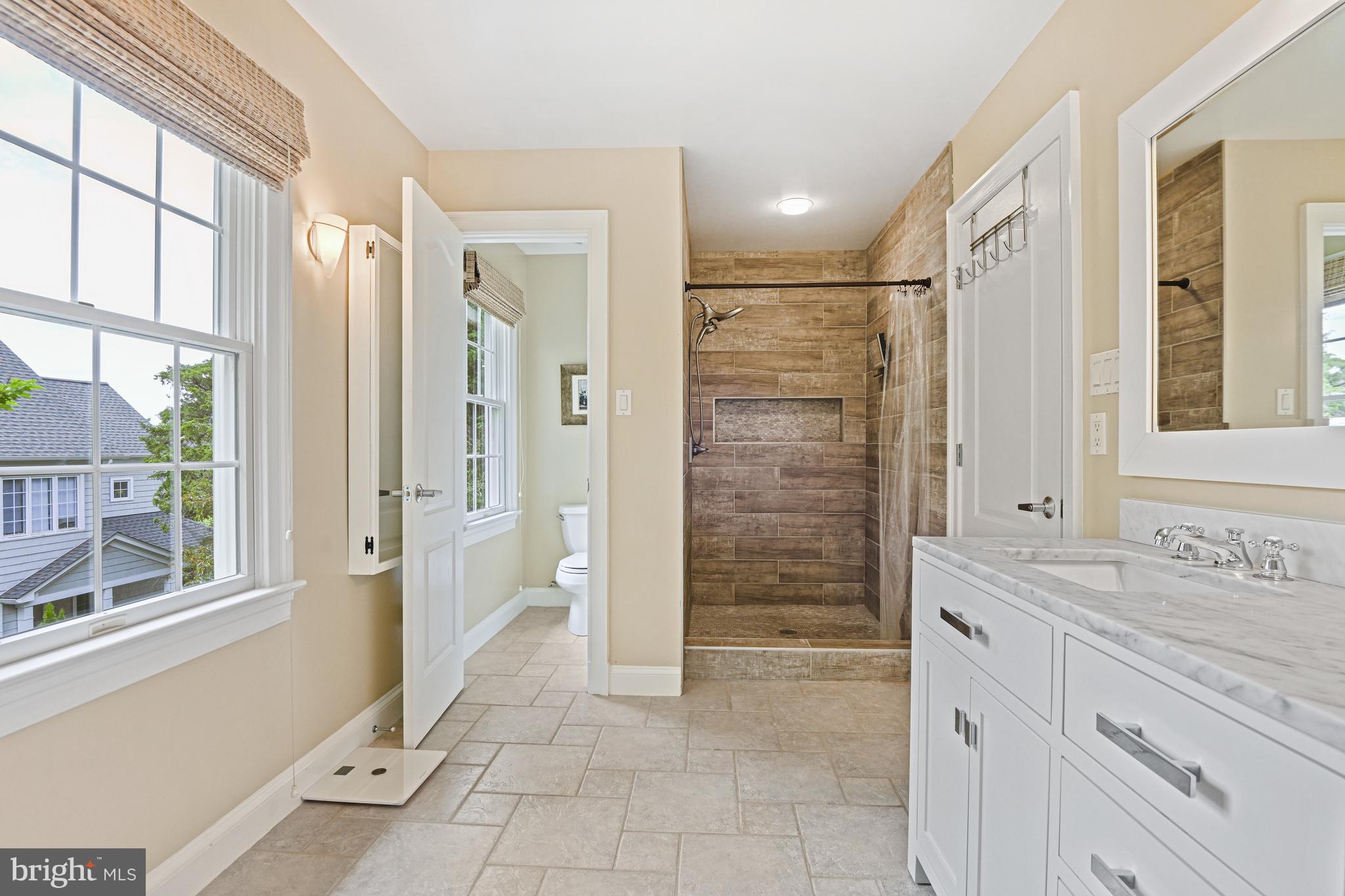 CHESTERBROOK - Residential