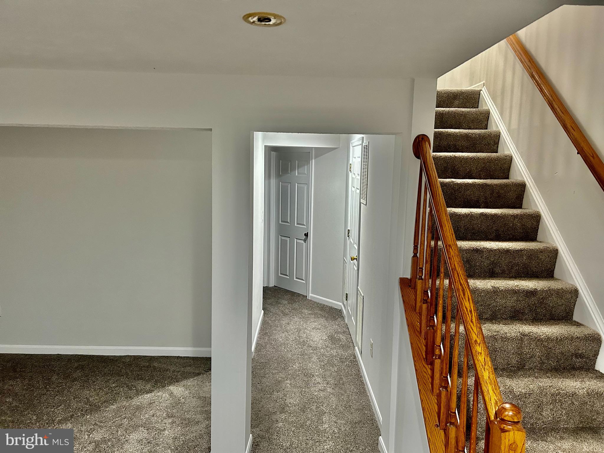 SEVEN OAKS - Residential