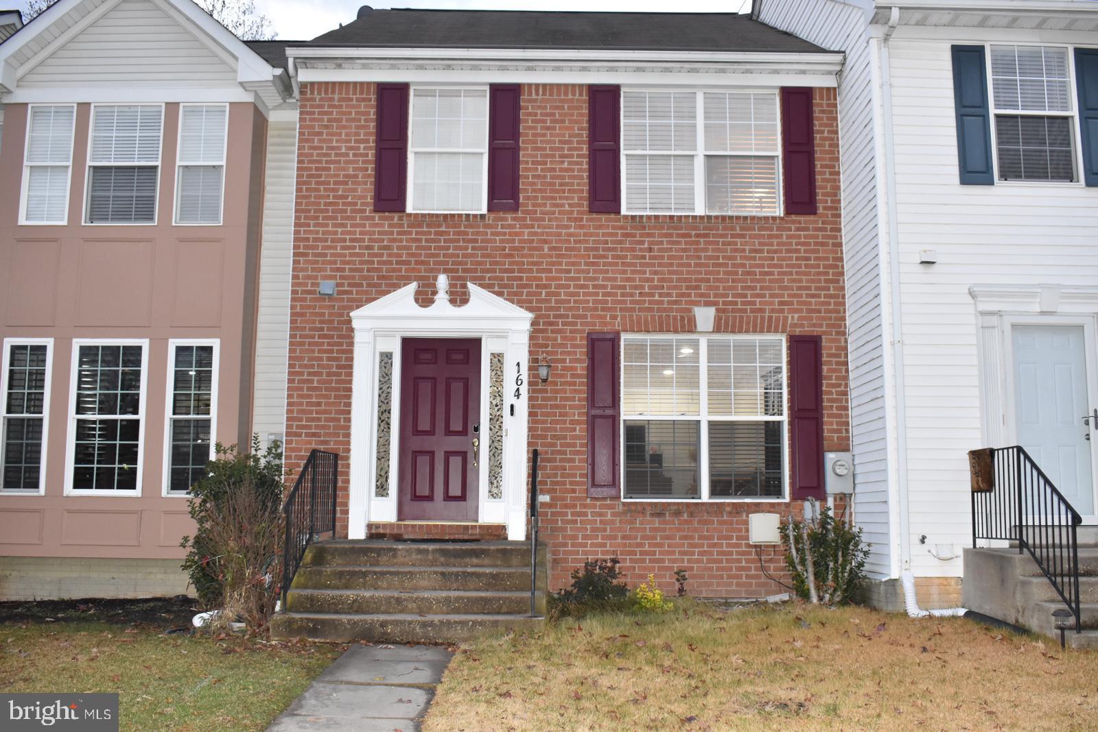 SEVEN OAKS - Residential