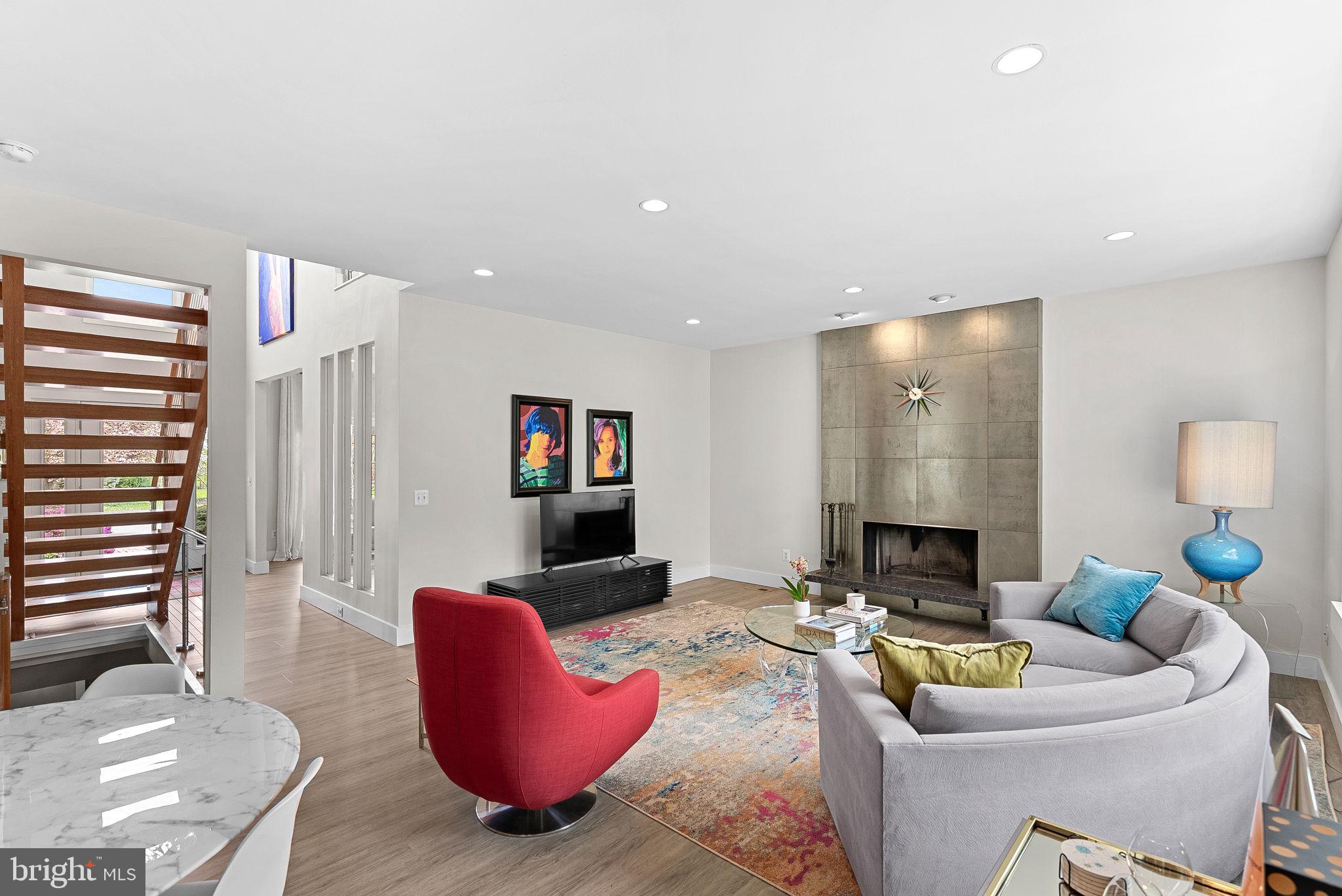 FARMWELL HUNT - Residential