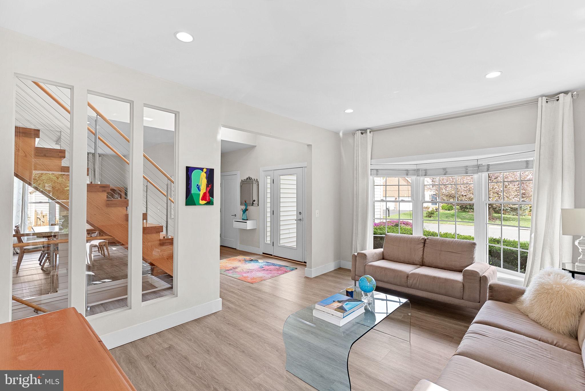 FARMWELL HUNT - Residential