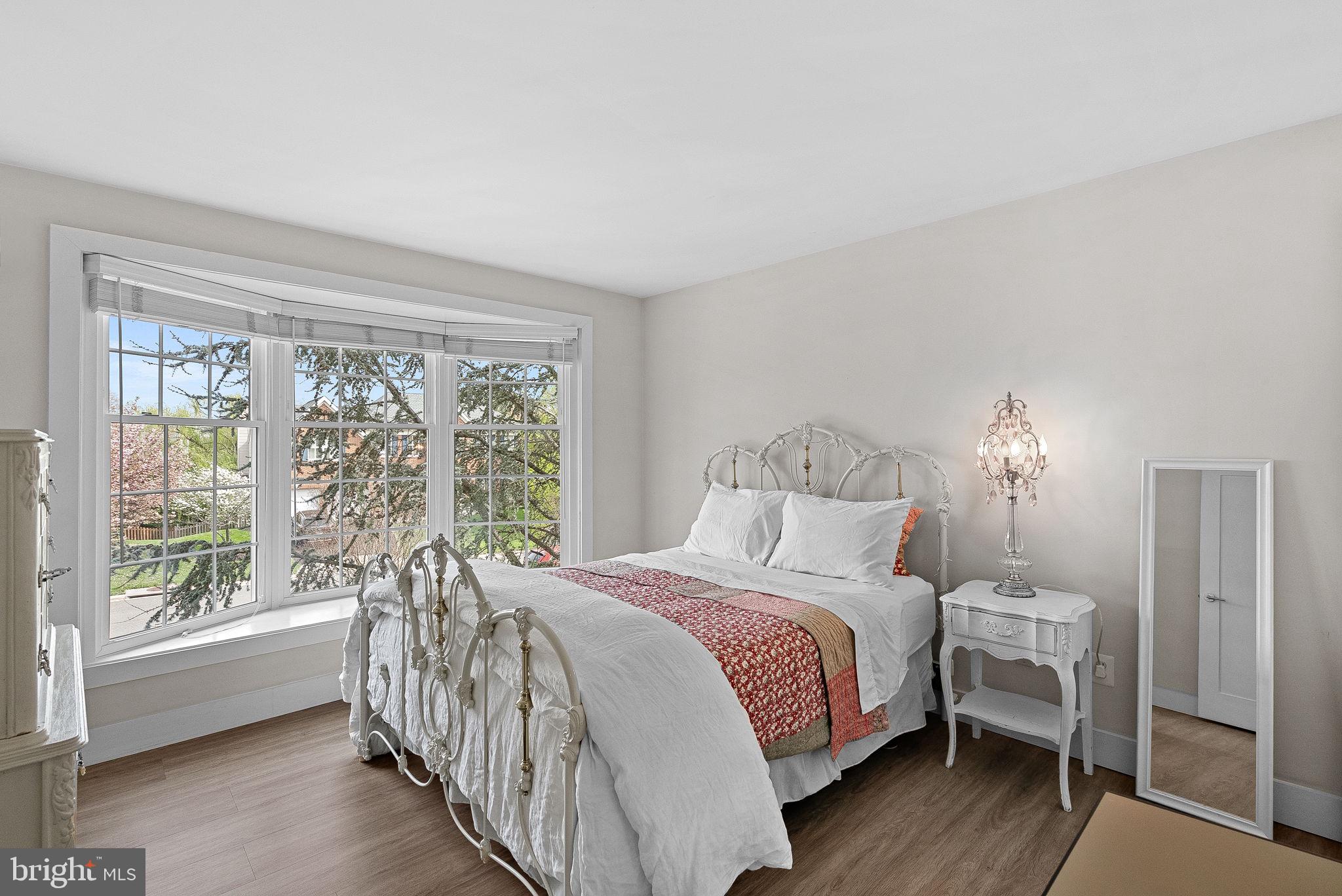 FARMWELL HUNT - Residential